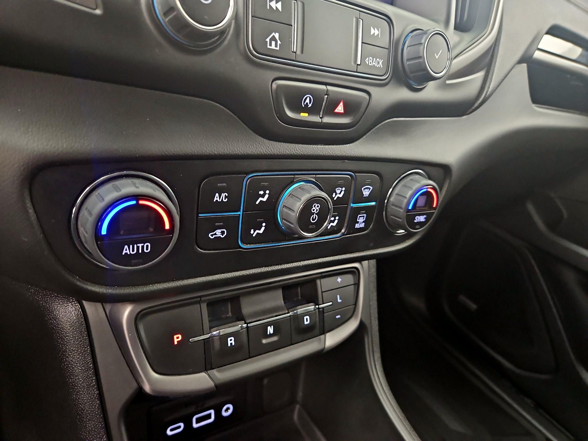 Thumbnail: 2022 GMC Terrain - 15