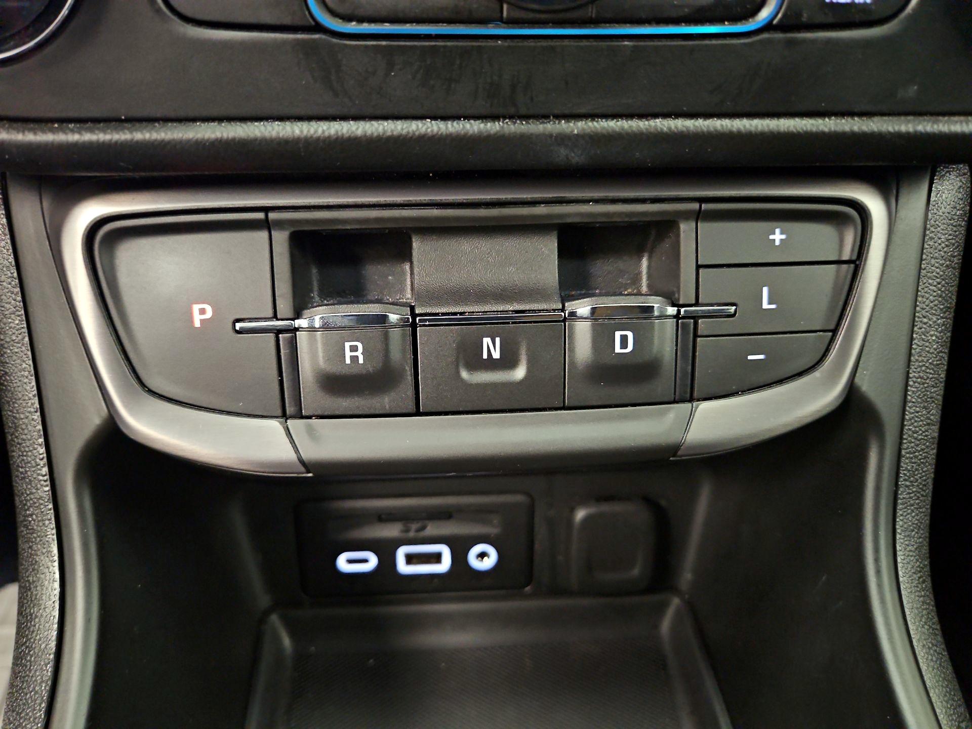 Thumbnail: 2022 GMC Terrain - 16