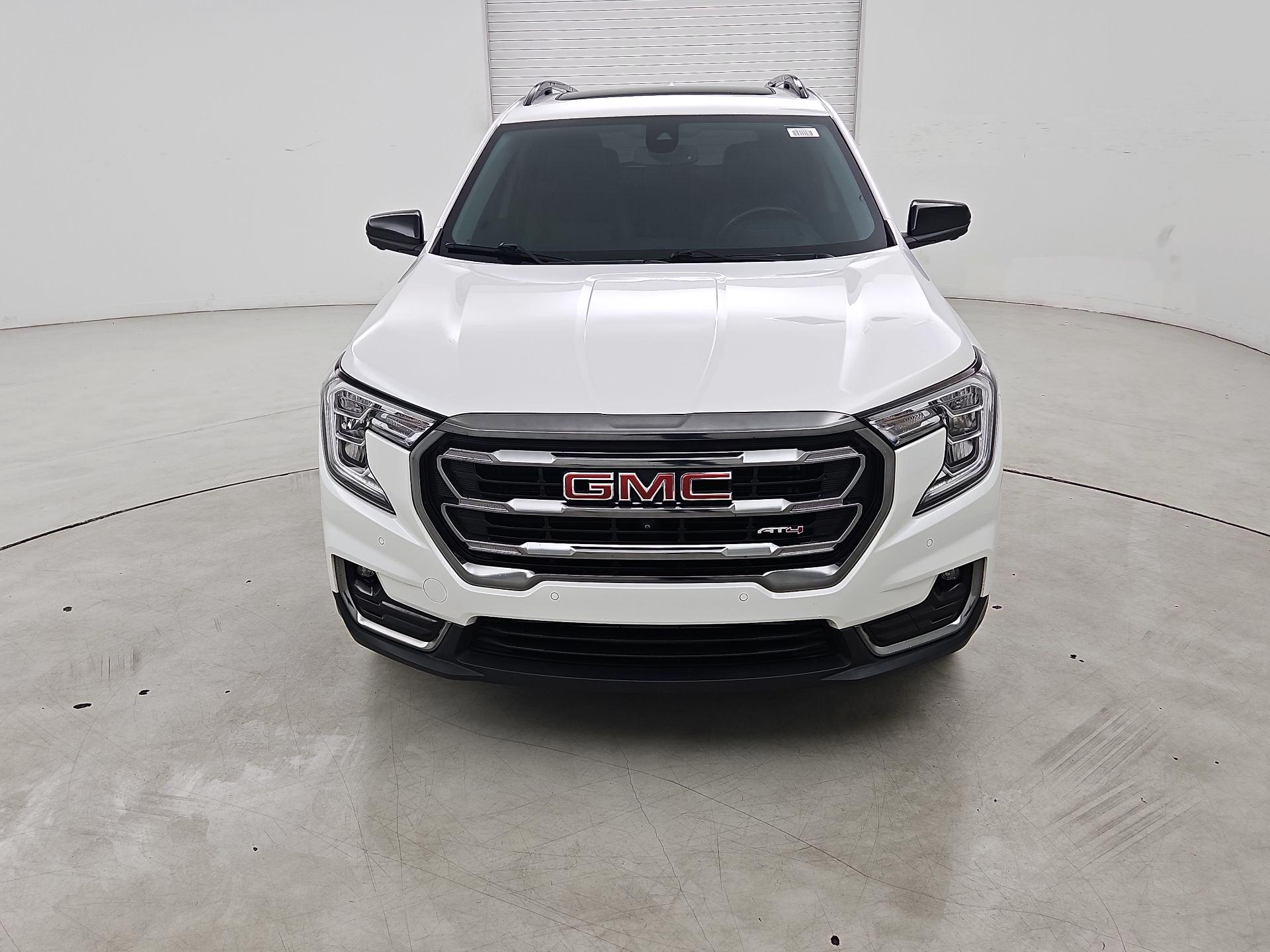 Thumbnail: 2022 GMC Terrain - 2