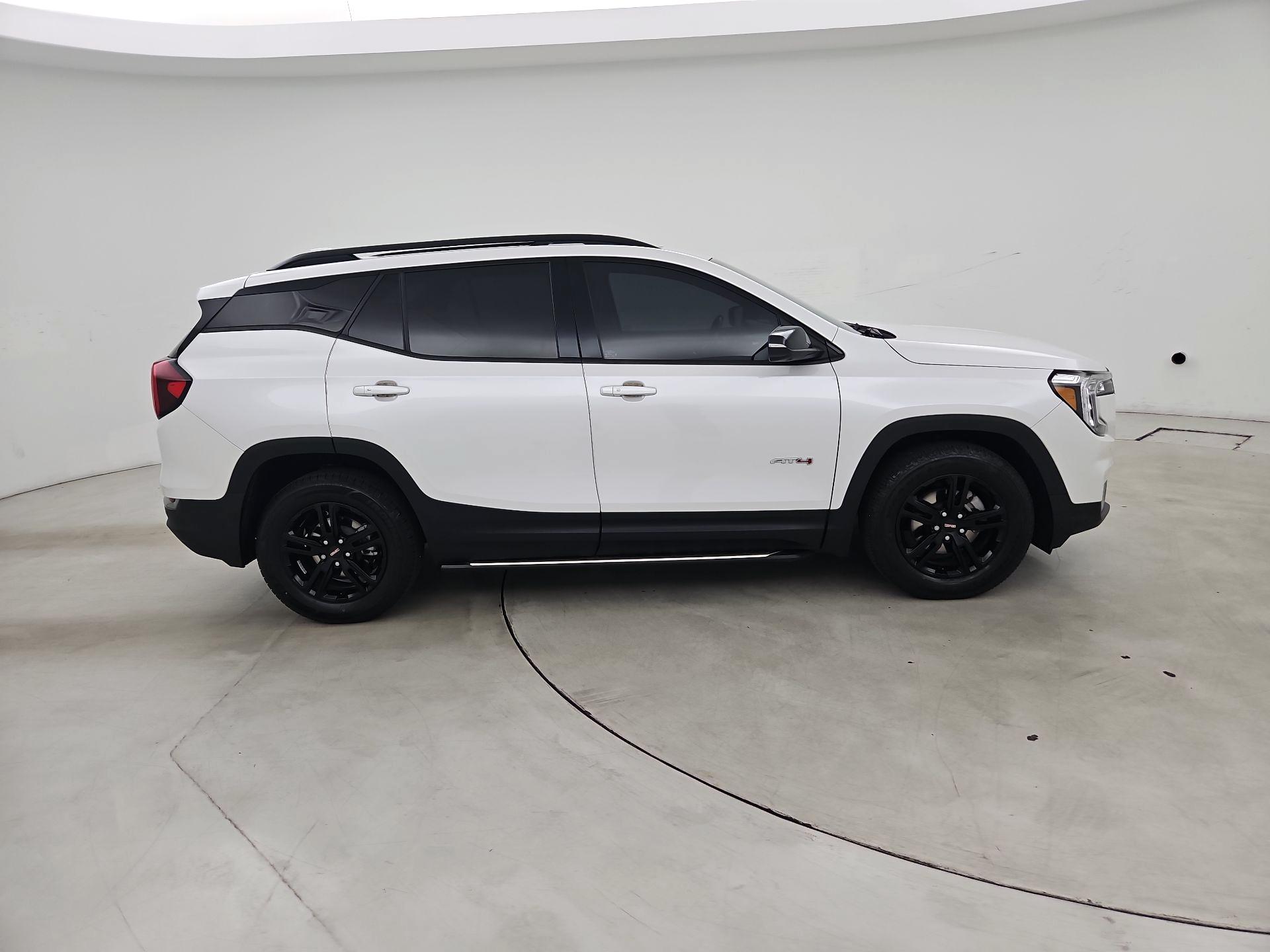 Thumbnail: 2022 GMC Terrain - 4