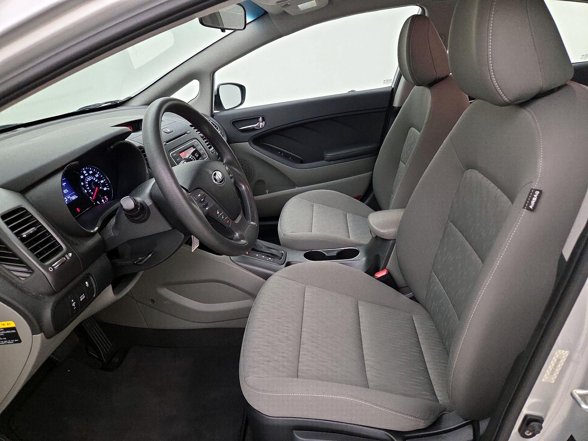 Thumbnail: 2015 Kia Forte - 11
