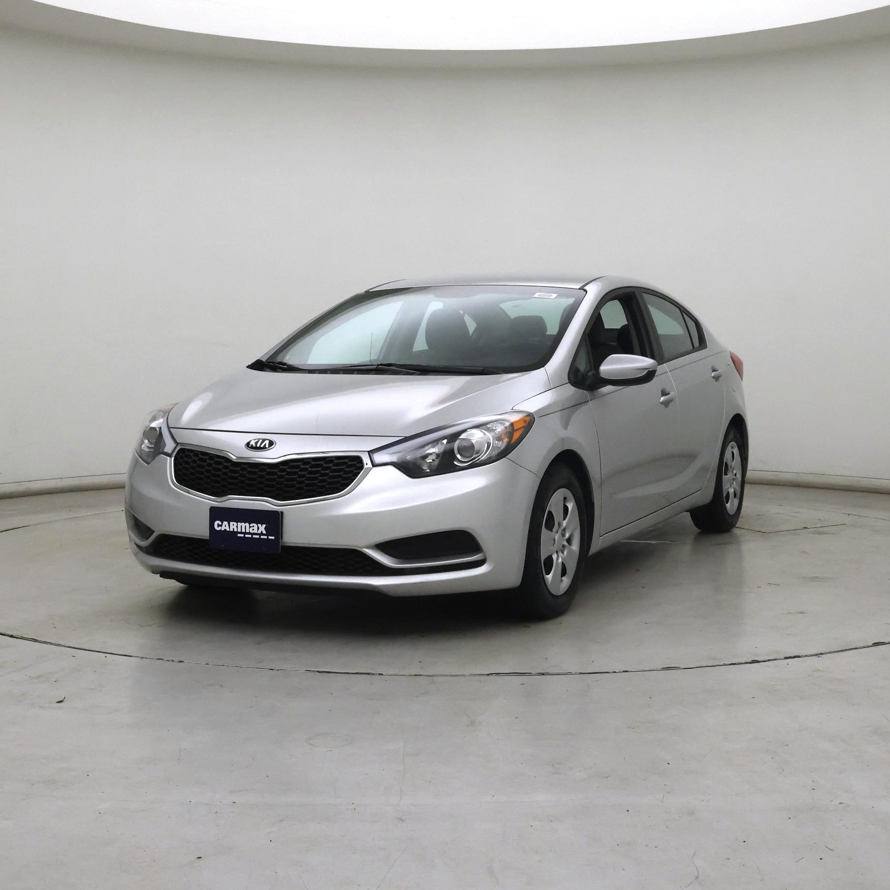 Thumbnail: 2015 Kia Forte - 4