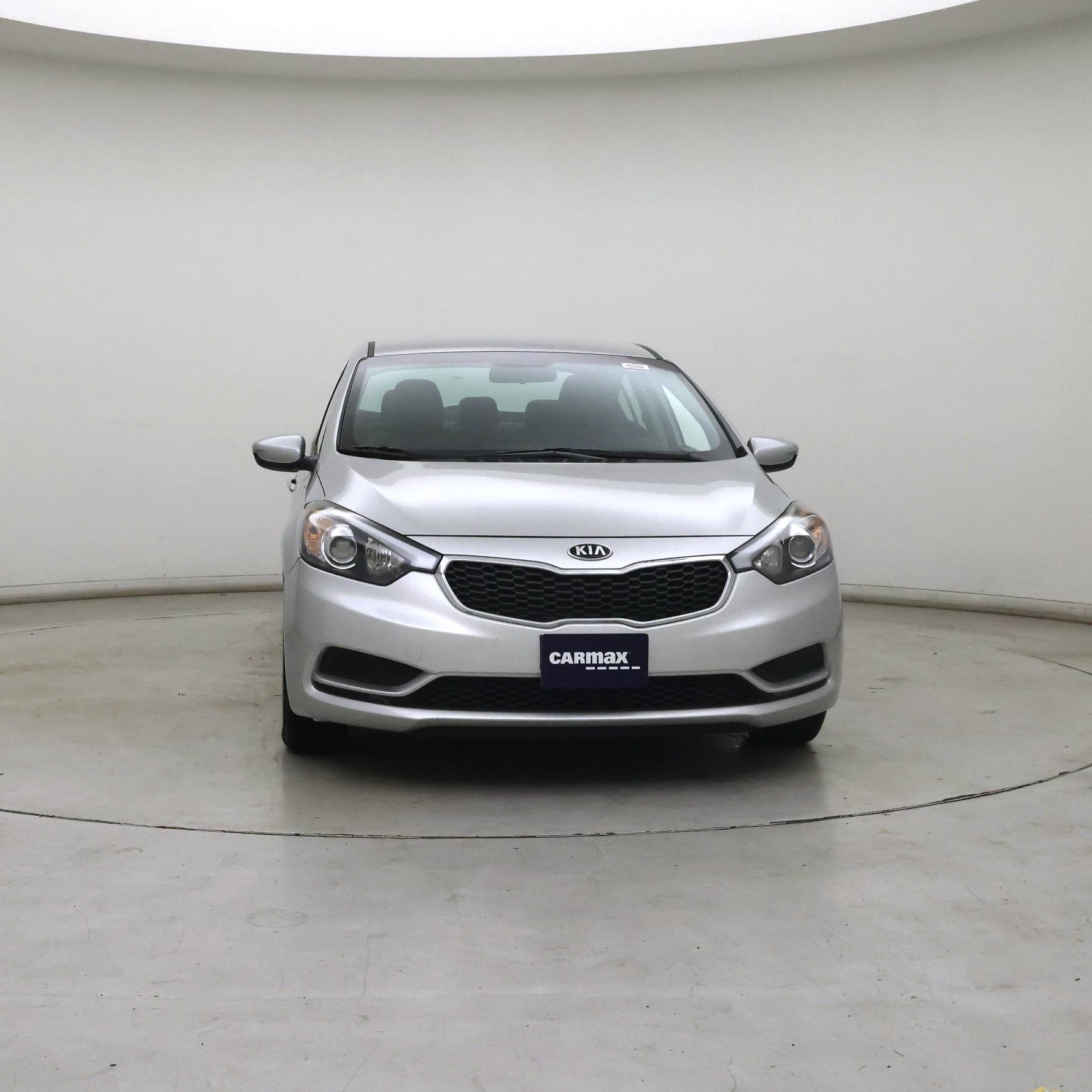 Thumbnail: 2015 Kia Forte - 5