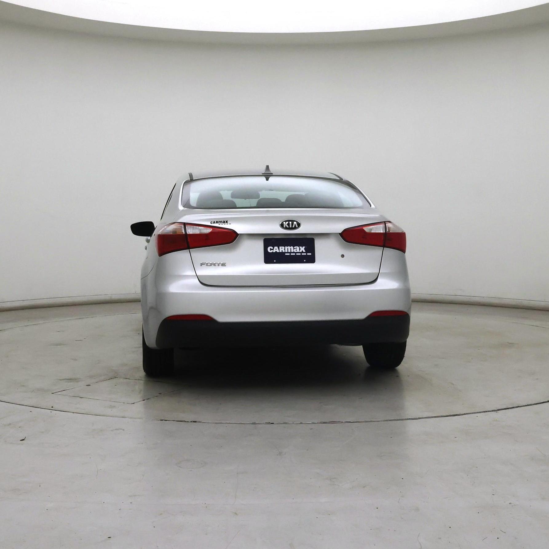Thumbnail: 2015 Kia Forte - 6