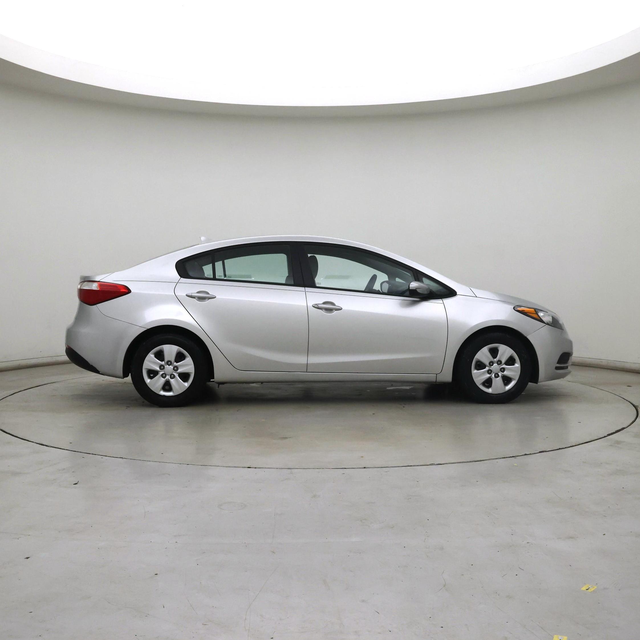 Thumbnail: 2015 Kia Forte - 7