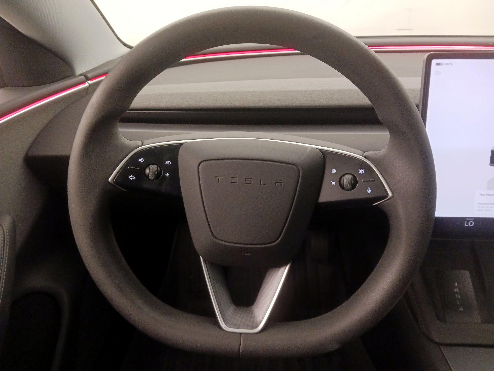 Thumbnail: 2025 Tesla Model 3 - 10