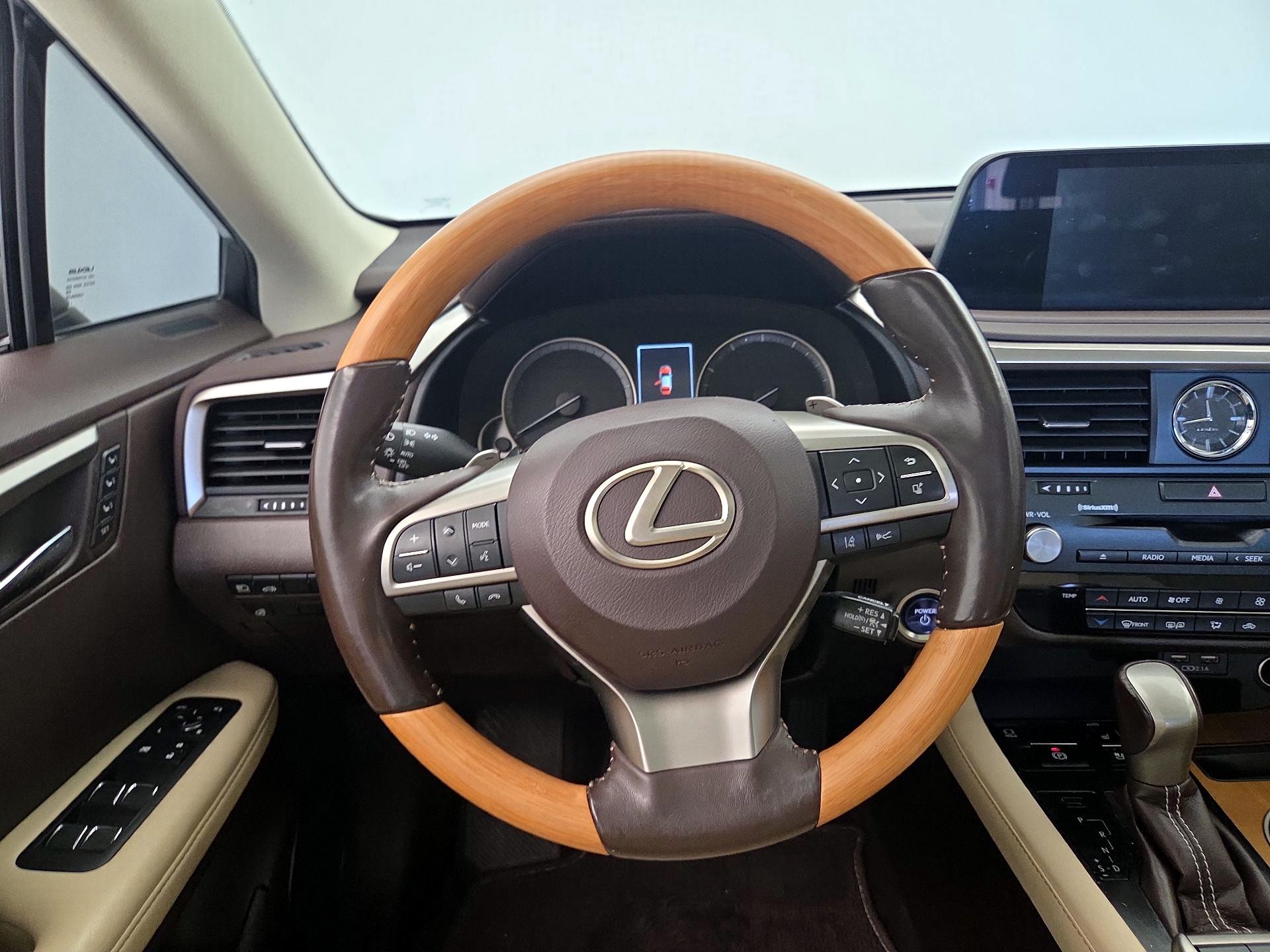 Thumbnail: 2020 Lexus RX - 10