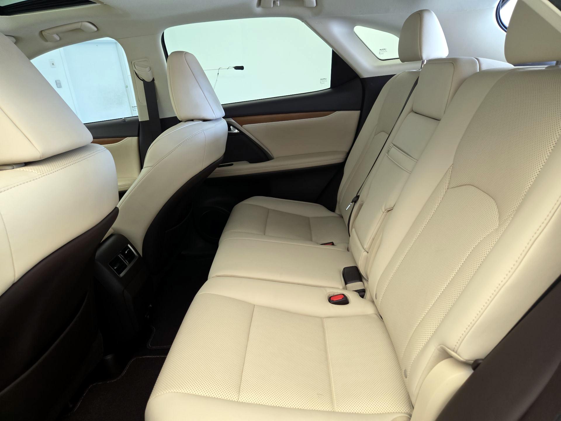 Thumbnail: 2020 Lexus RX - 20