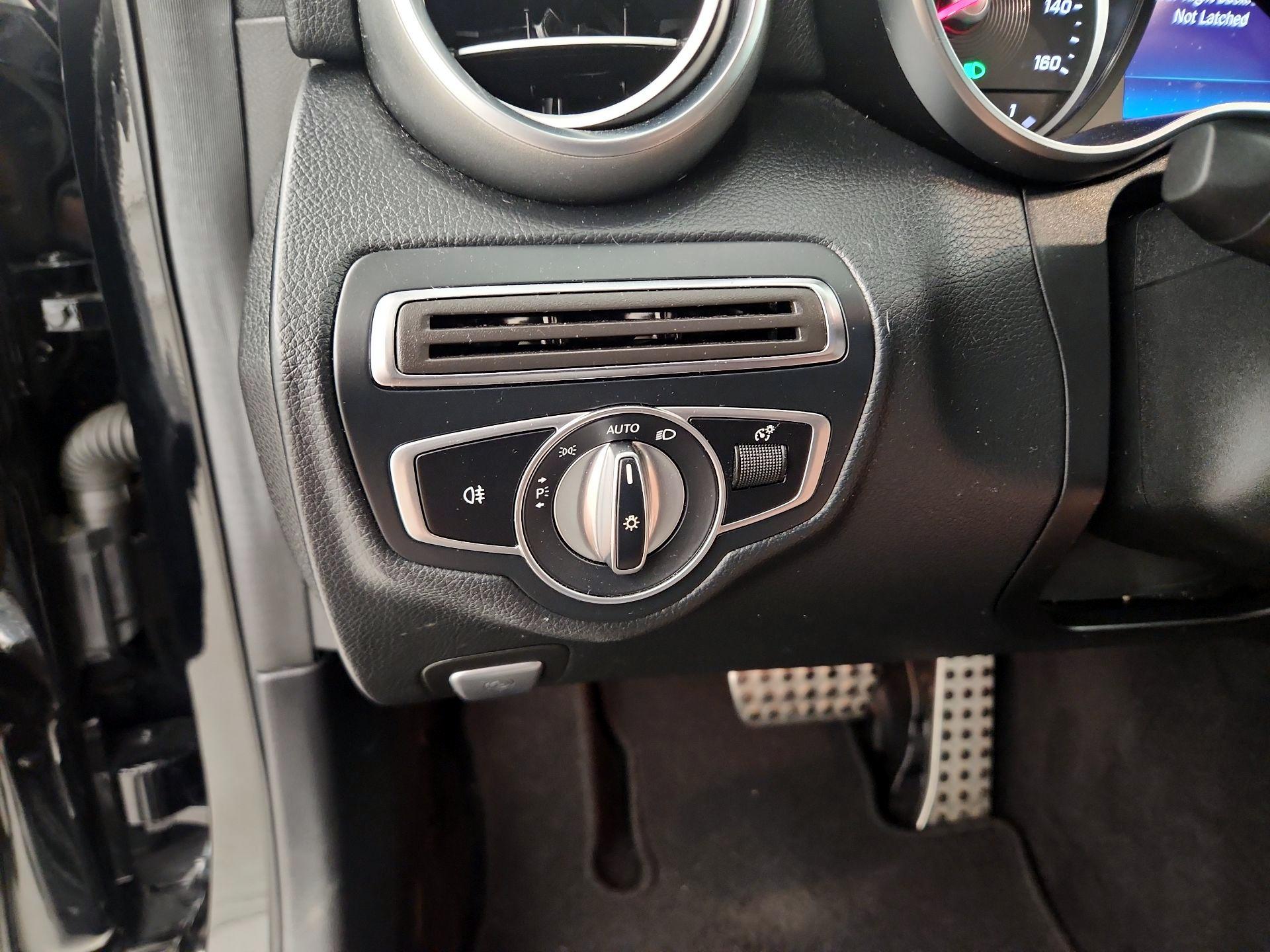 Thumbnail: 2019 Mercedes-Benz C-Class - 13