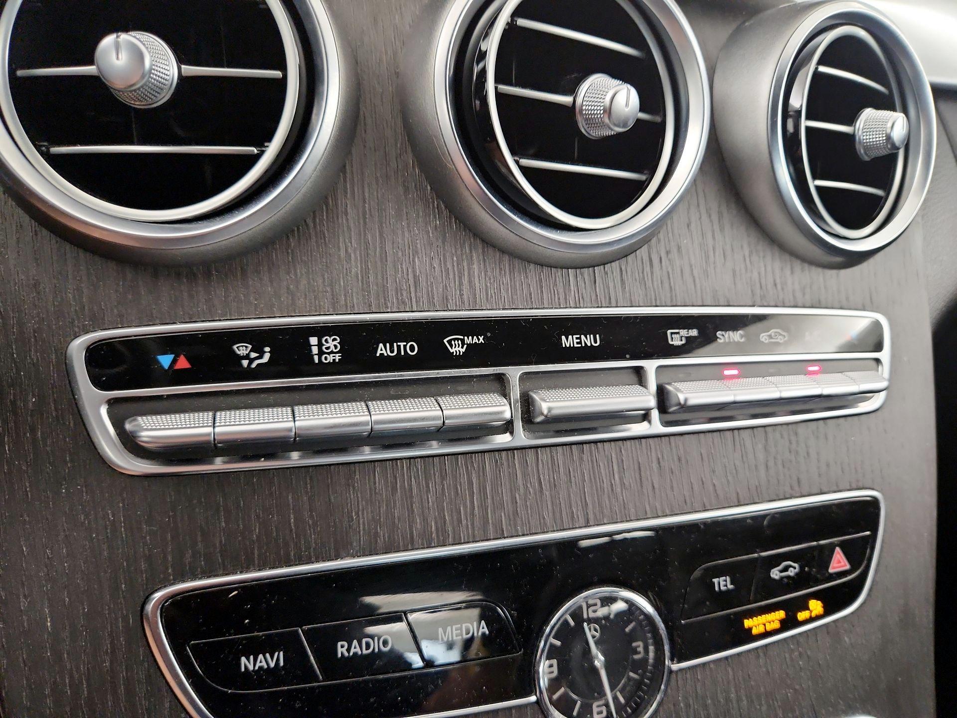 Thumbnail: 2019 Mercedes-Benz C-Class - 16