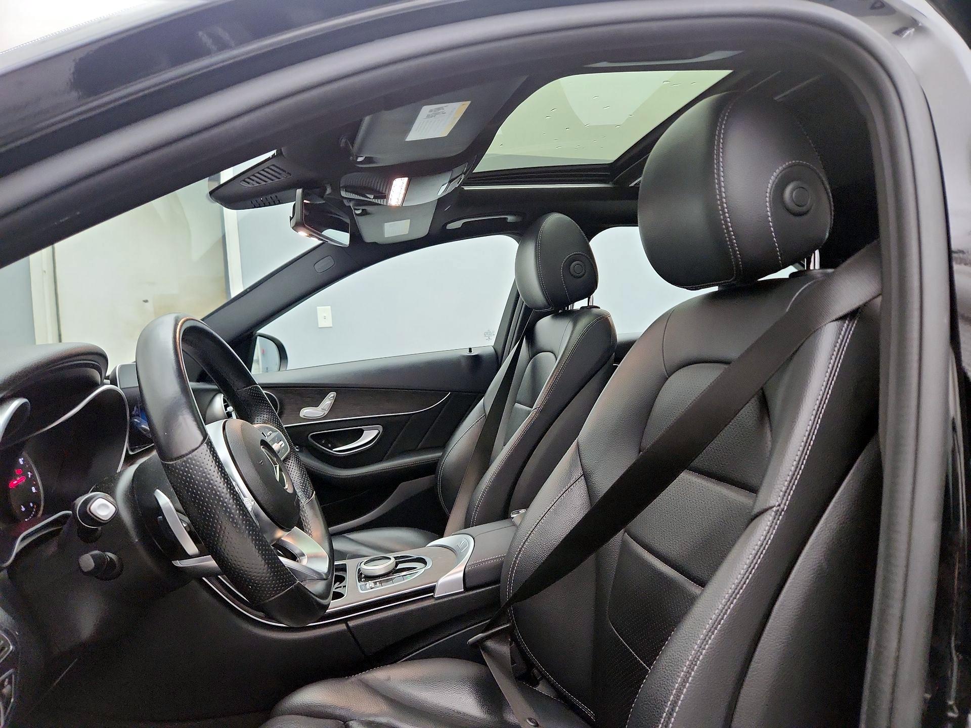 Thumbnail: 2019 Mercedes-Benz C-Class - 18