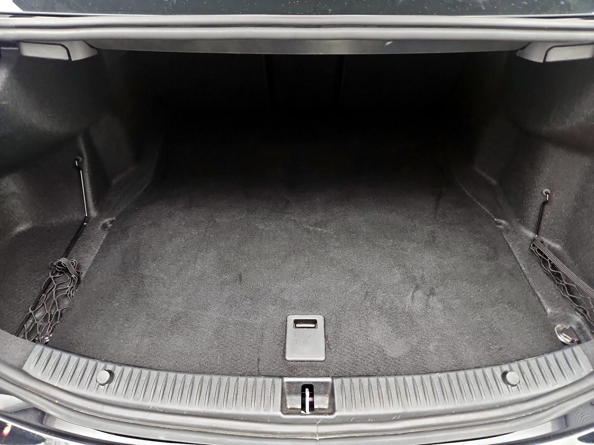 Thumbnail: 2019 Mercedes-Benz C-Class - 20