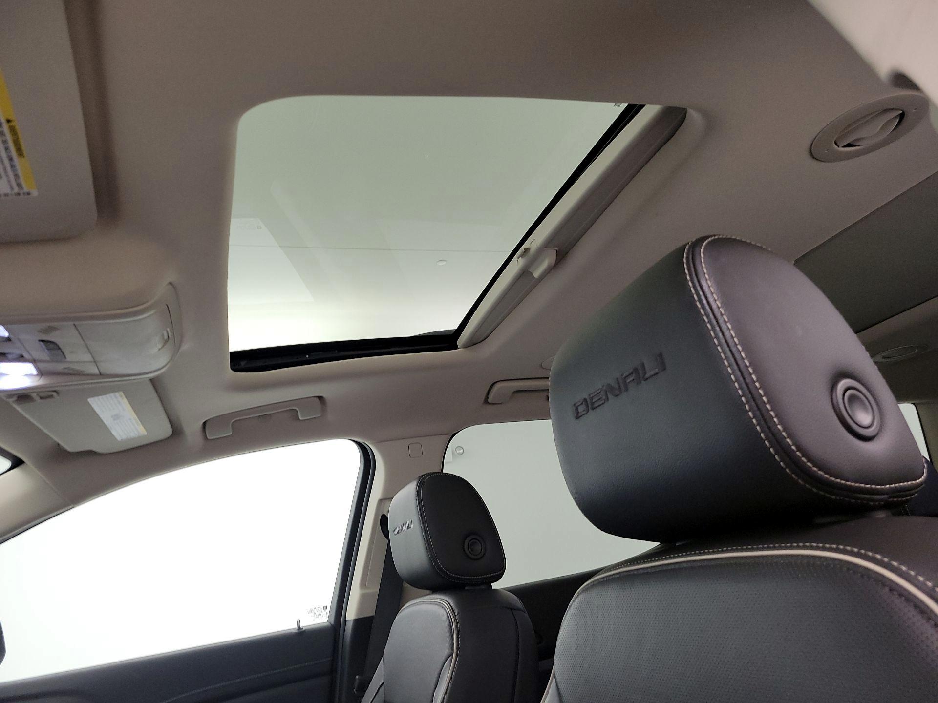 Thumbnail: 2020 GMC Acadia - 20
