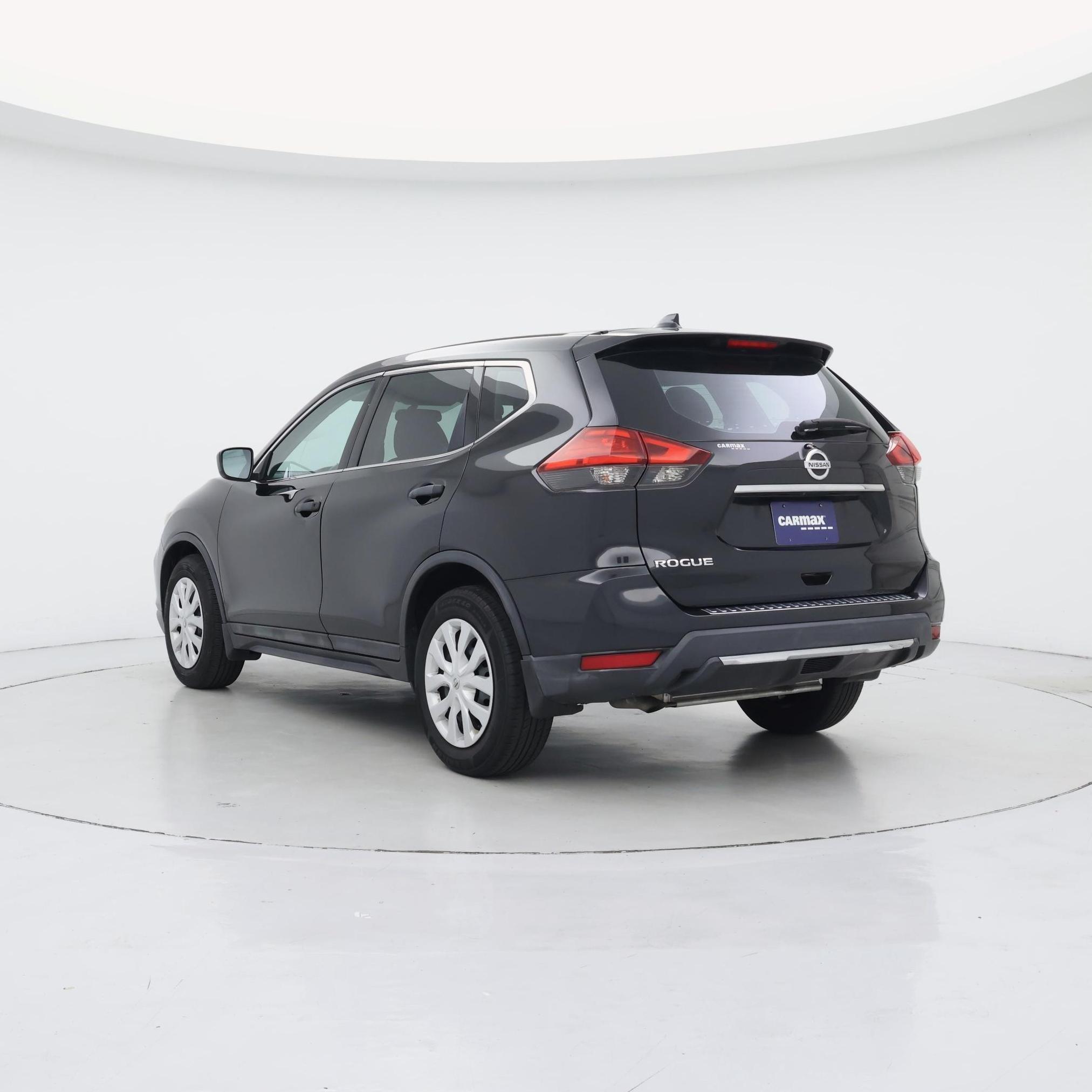 Thumbnail: 2017 Nissan Rogue - 2