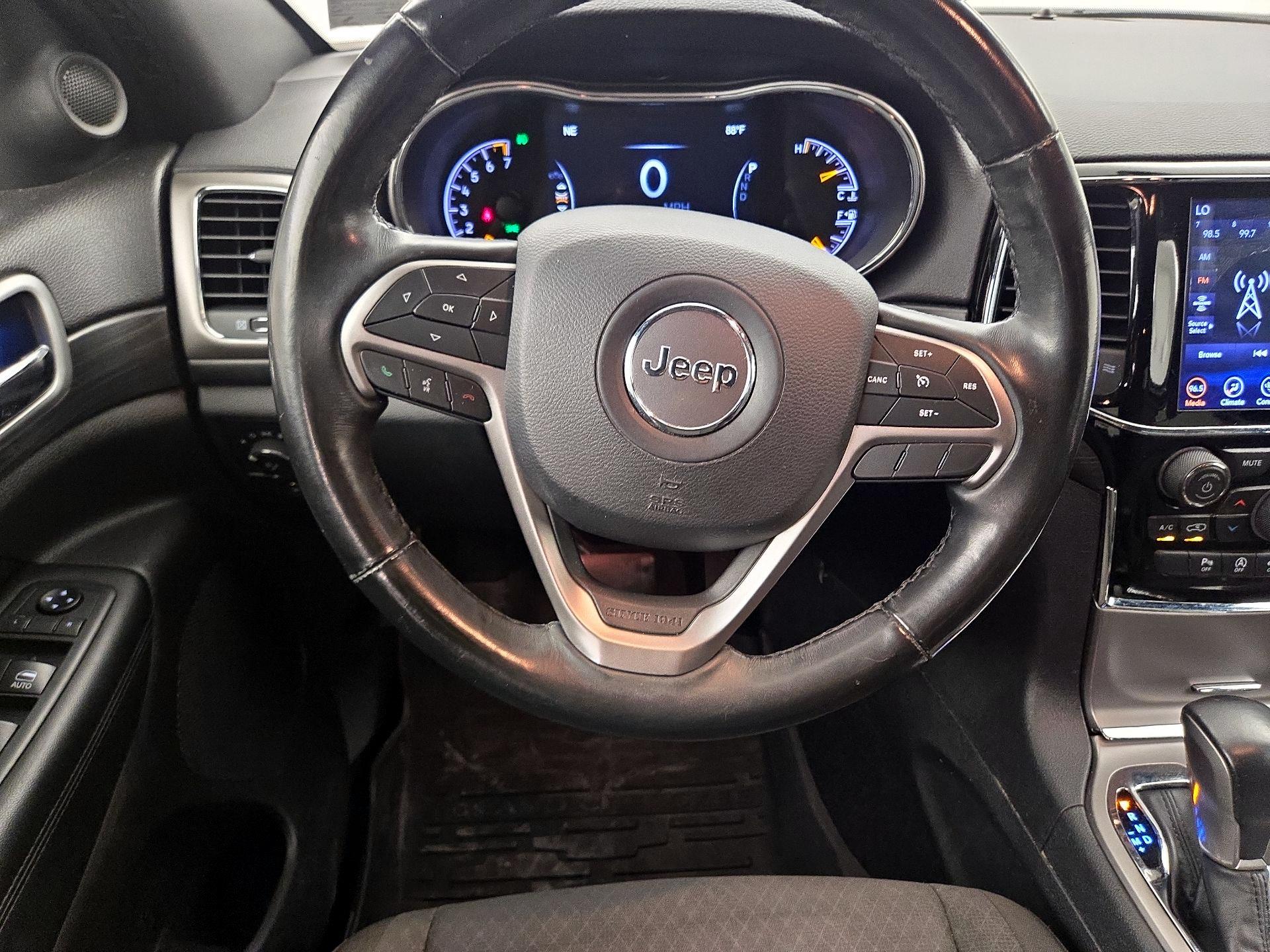 Thumbnail: 2020 Jeep Grand Cherokee - 10