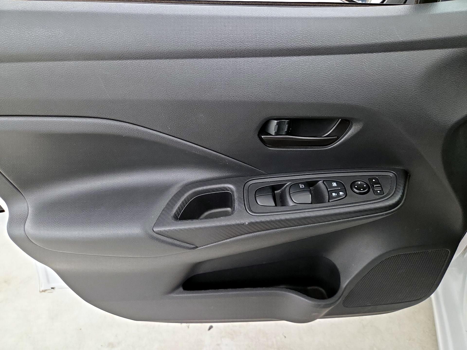 Thumbnail: 2021 Nissan Versa - 12