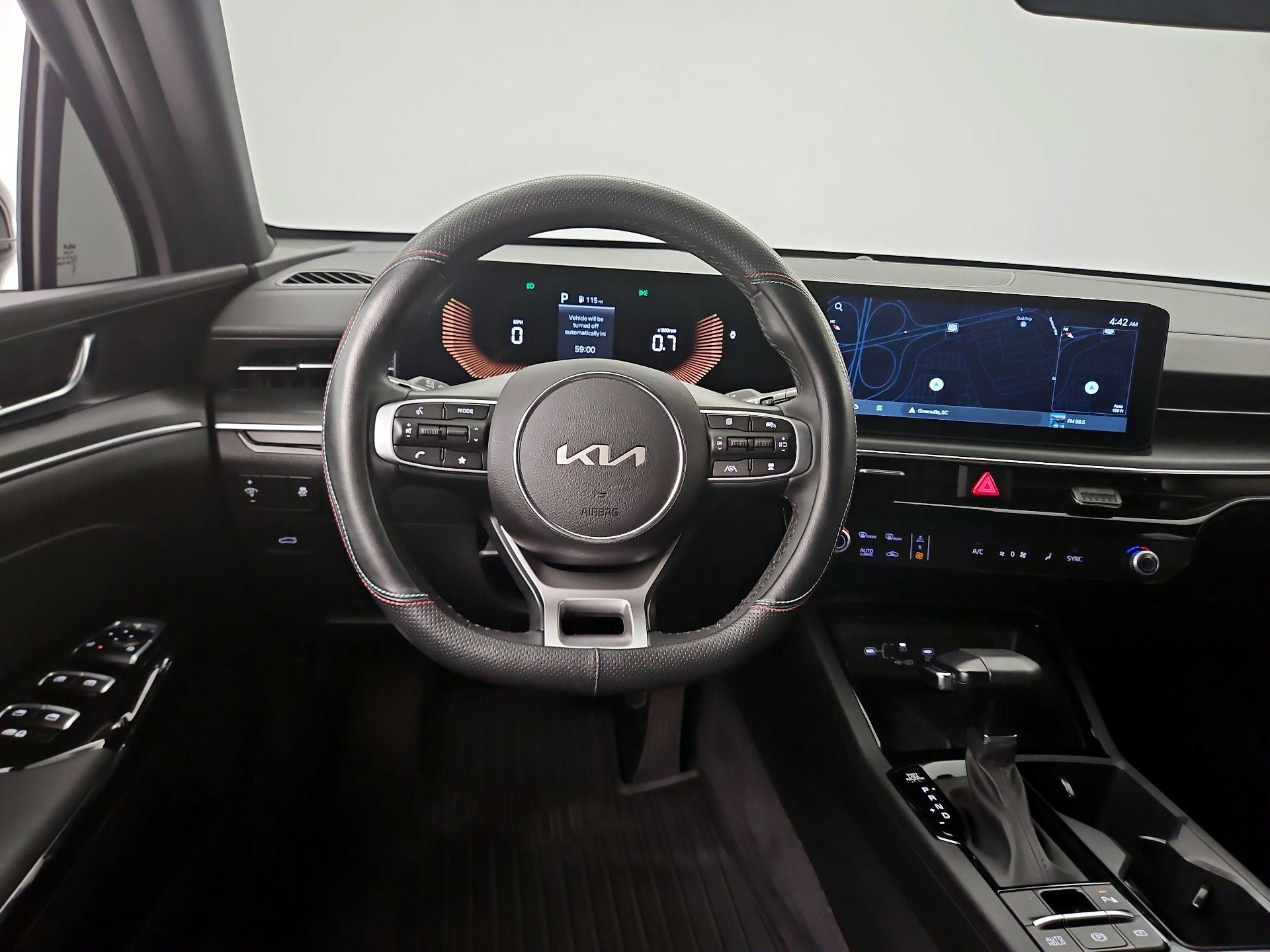 Thumbnail: 2025 Kia K5 - 10