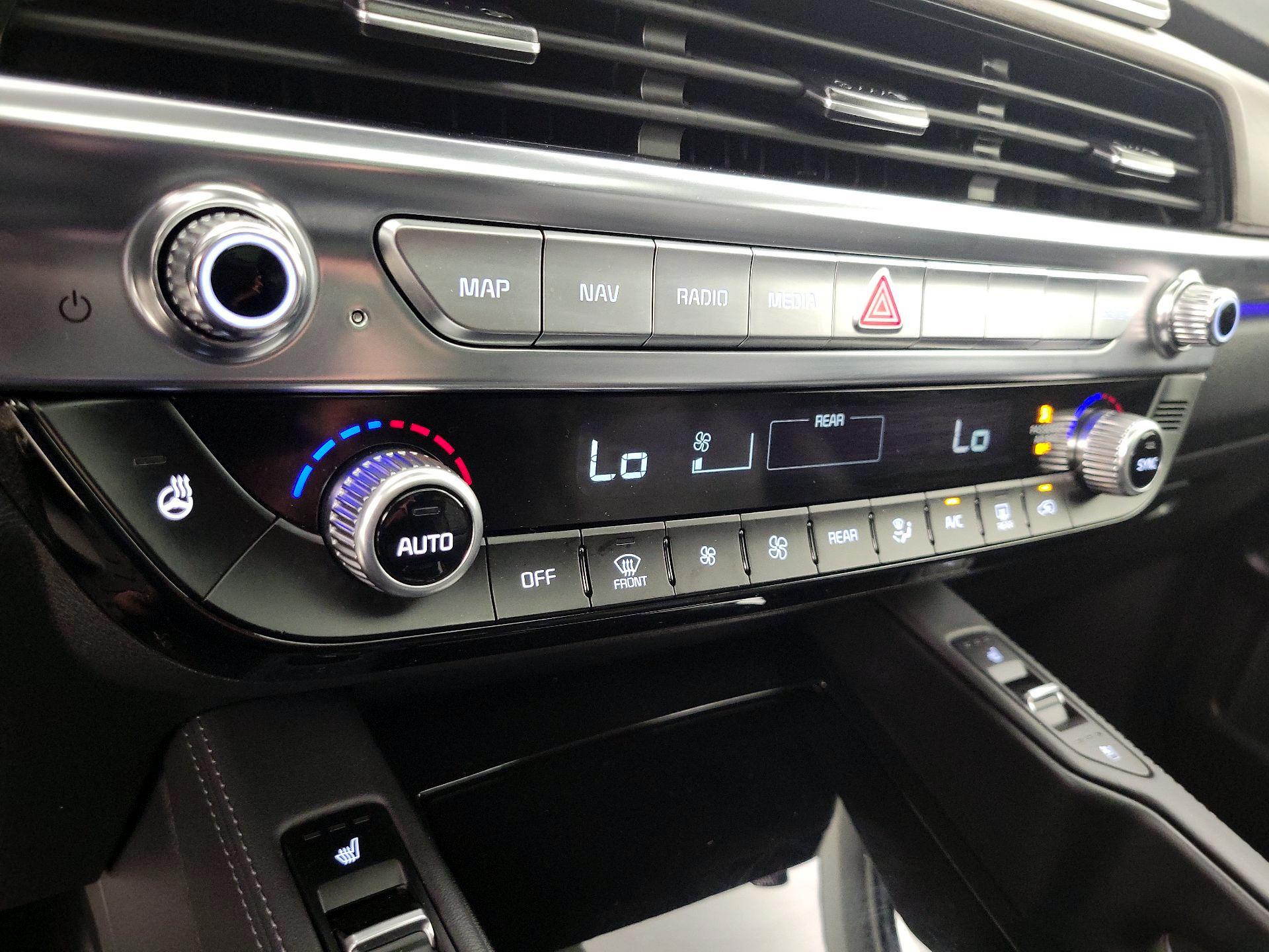 Thumbnail: 2021 Kia Telluride - 17