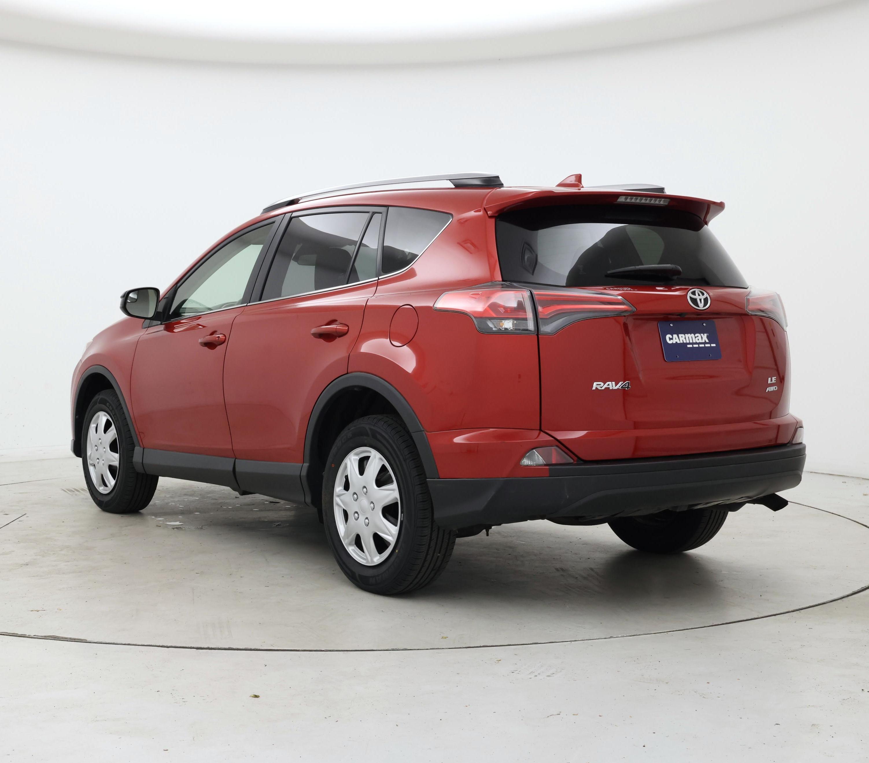 Thumbnail: 2017 Toyota RAV4 - 2