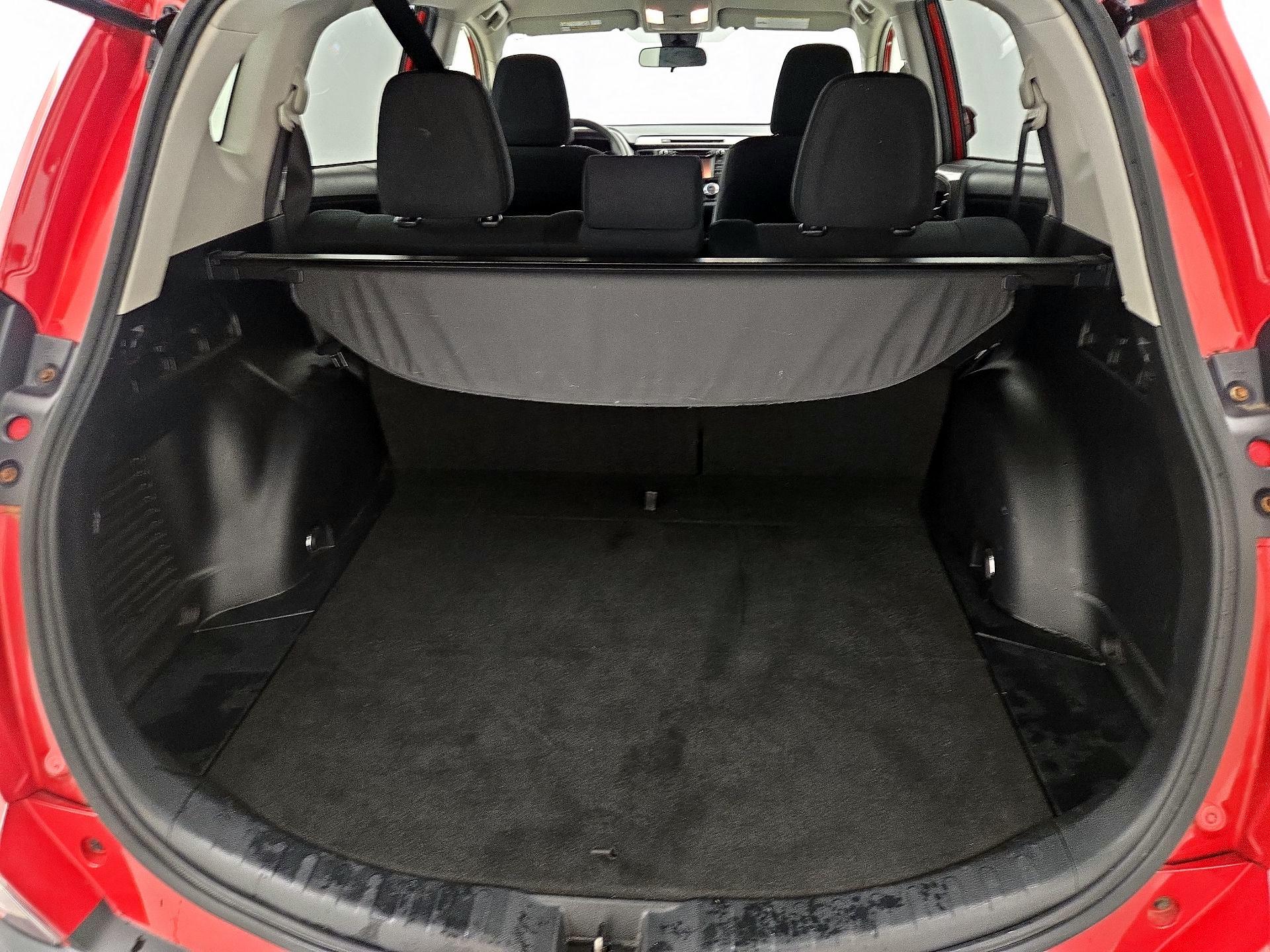 Thumbnail: 2017 Toyota RAV4 - 20