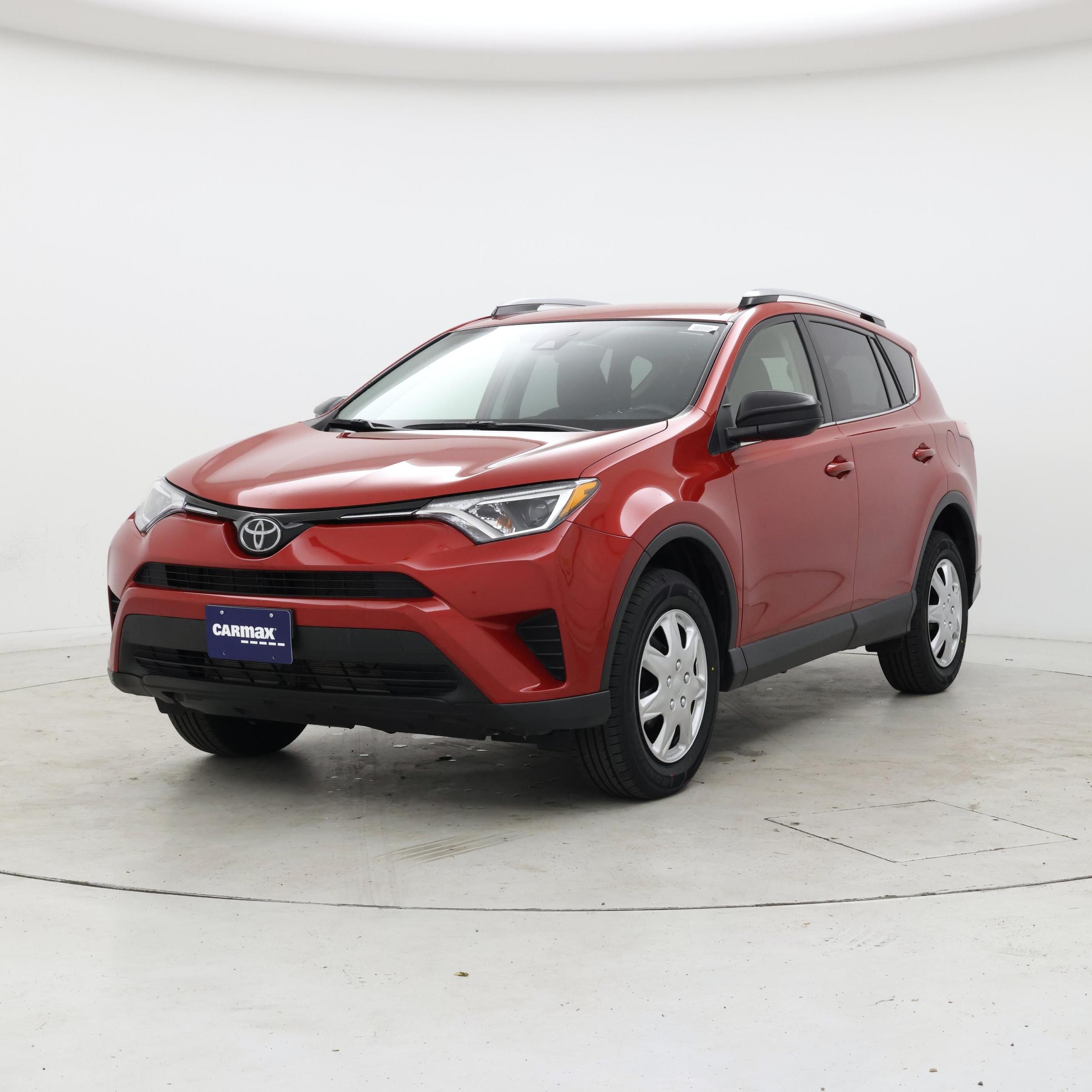 Thumbnail: 2017 Toyota RAV4 - 4