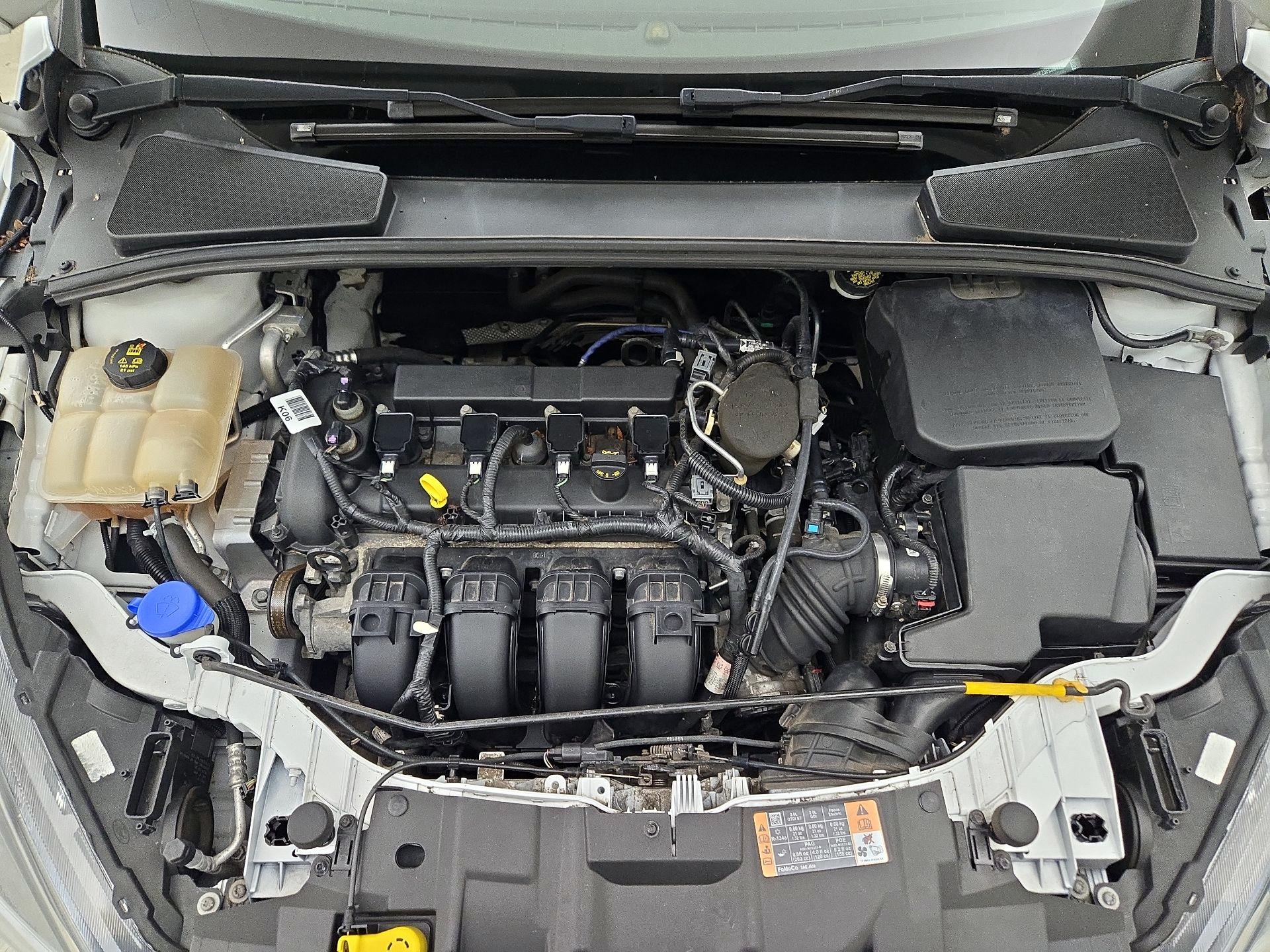 Thumbnail: 2015 Ford Focus - 17