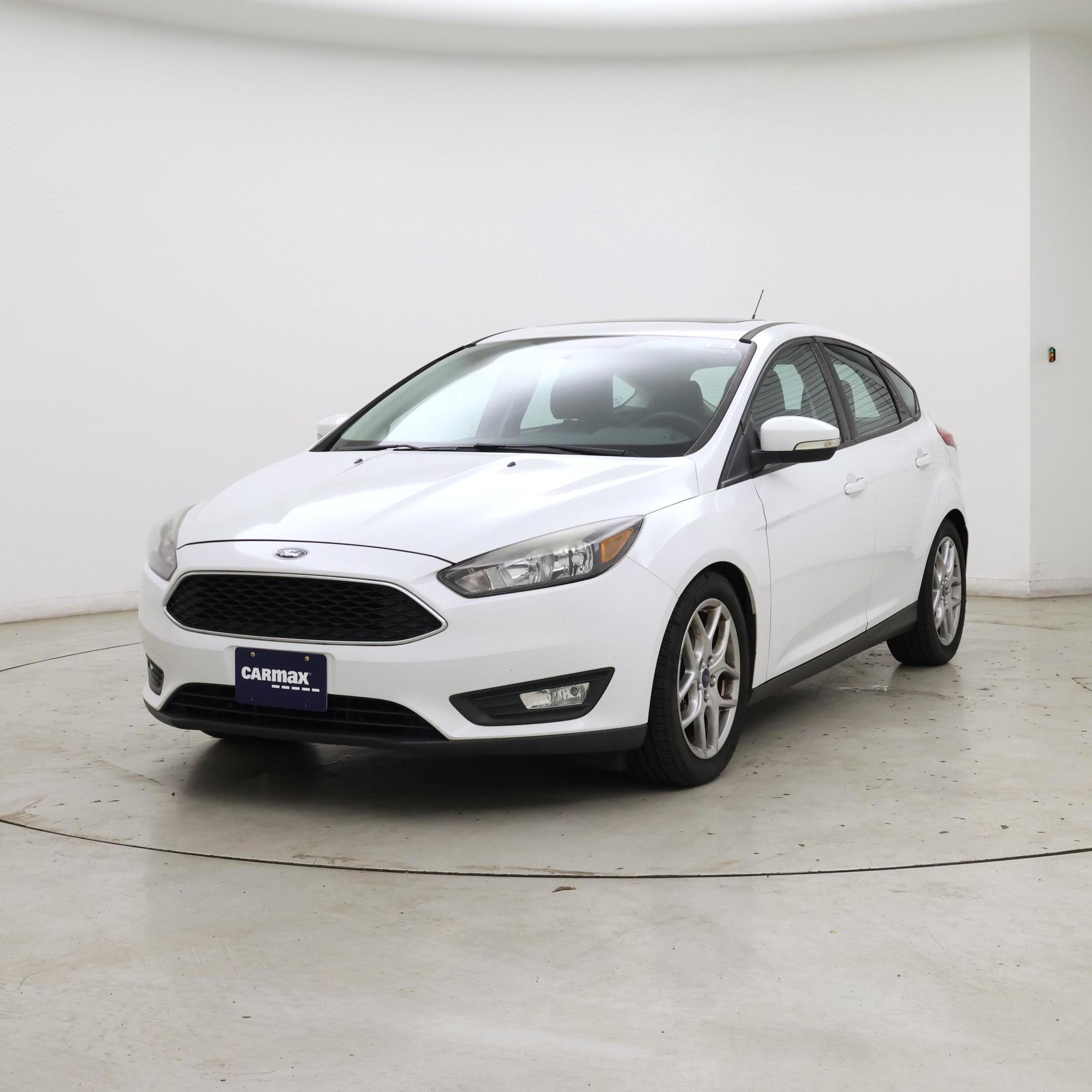 Thumbnail: 2015 Ford Focus - 4