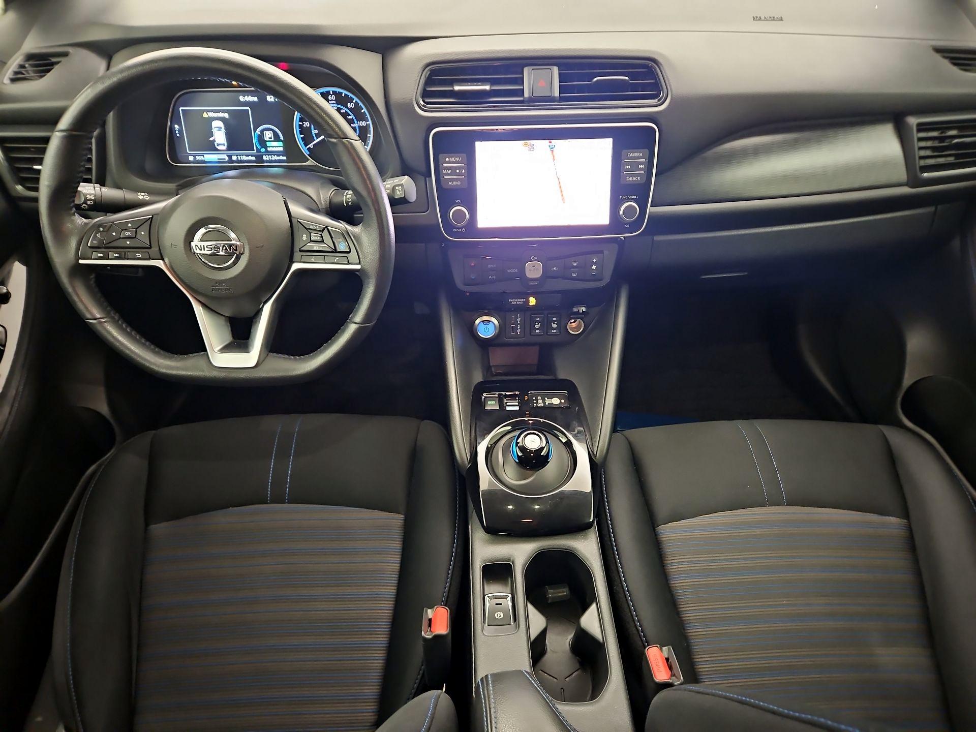 Thumbnail: 2022 Nissan Leaf - 9