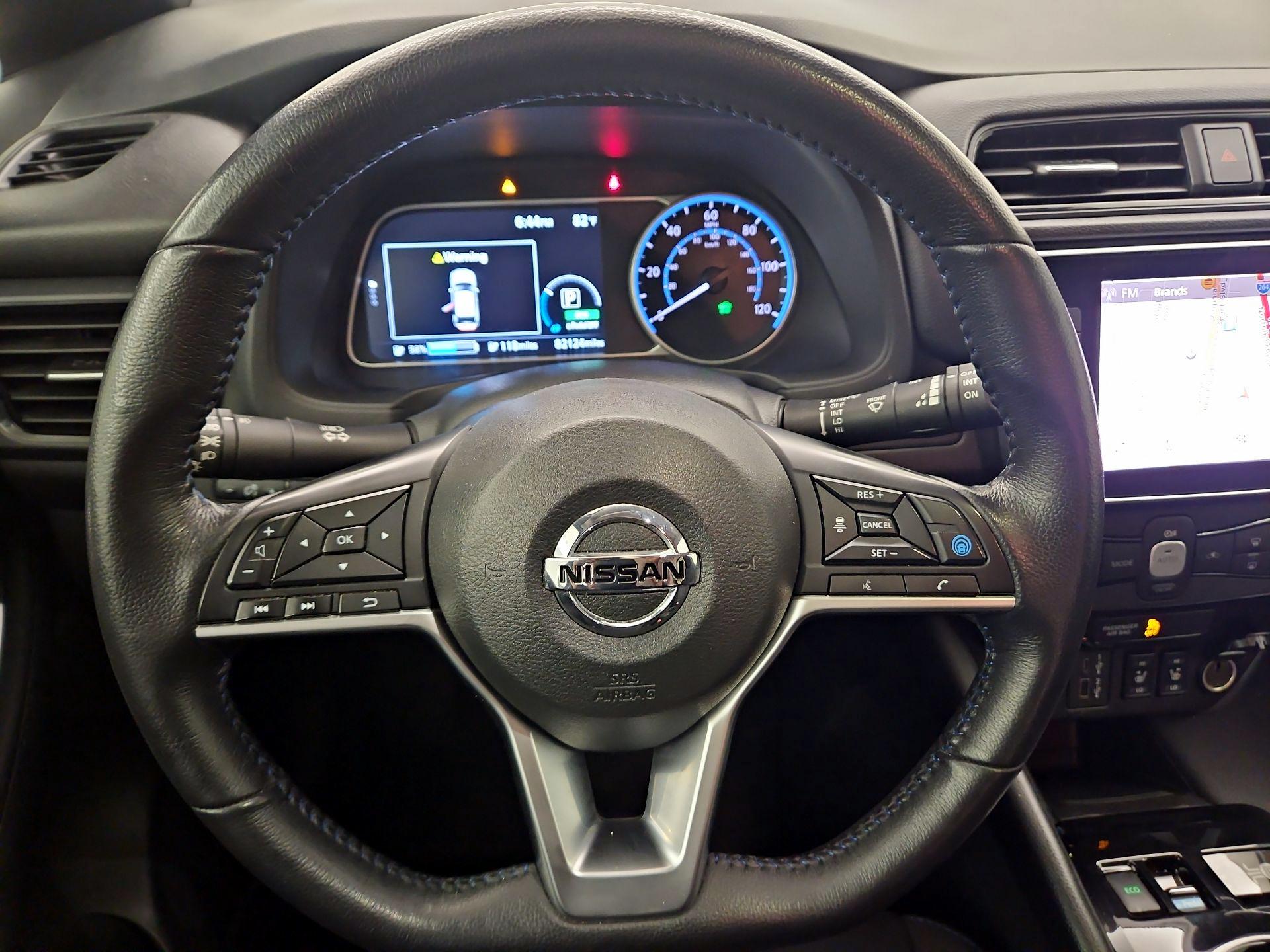 Thumbnail: 2022 Nissan Leaf - 10