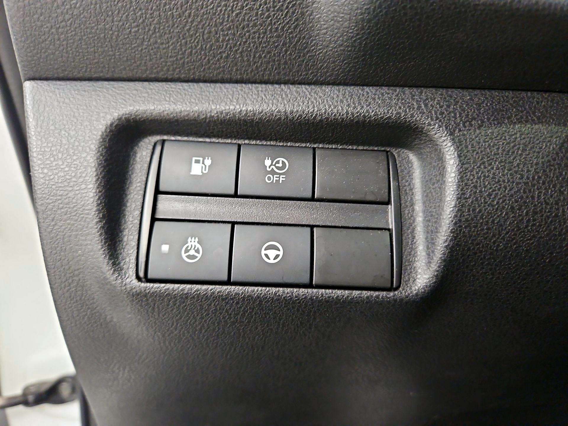 Thumbnail: 2022 Nissan Leaf - 13