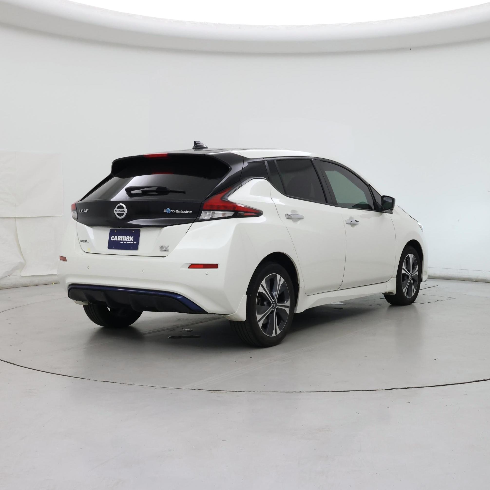 Thumbnail: 2022 Nissan Leaf - 8