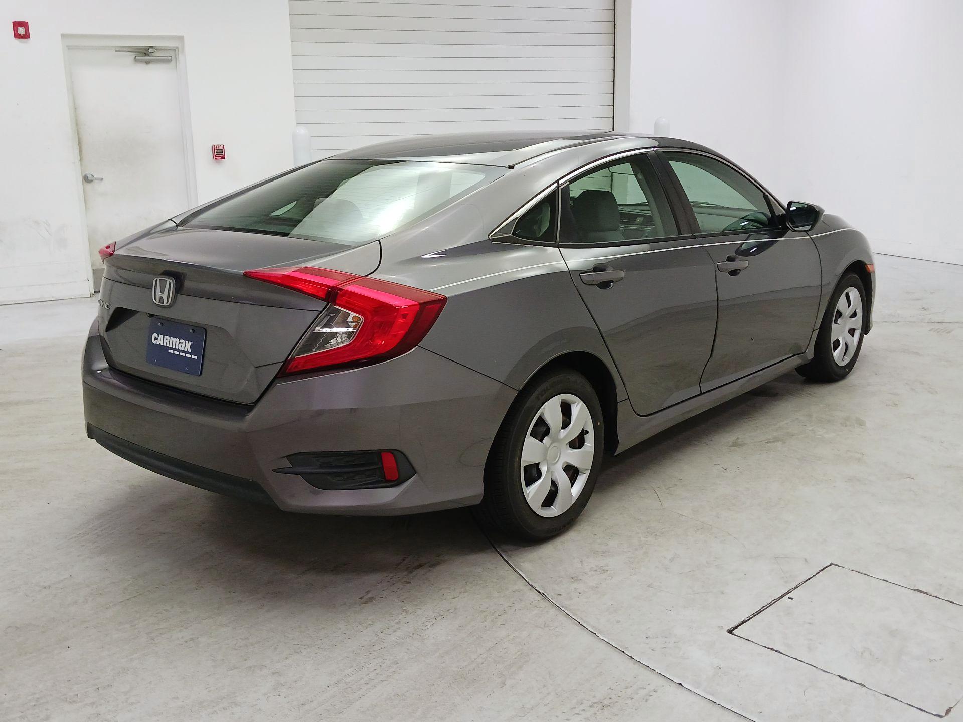 Thumbnail: 2018 Honda Civic - 5