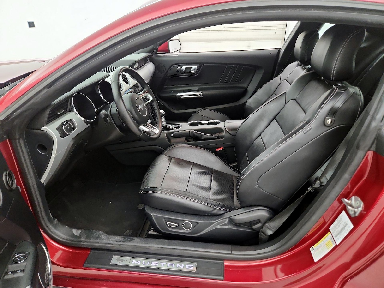 2015 Ford Mustang EcoBoost Premium - Photo 12