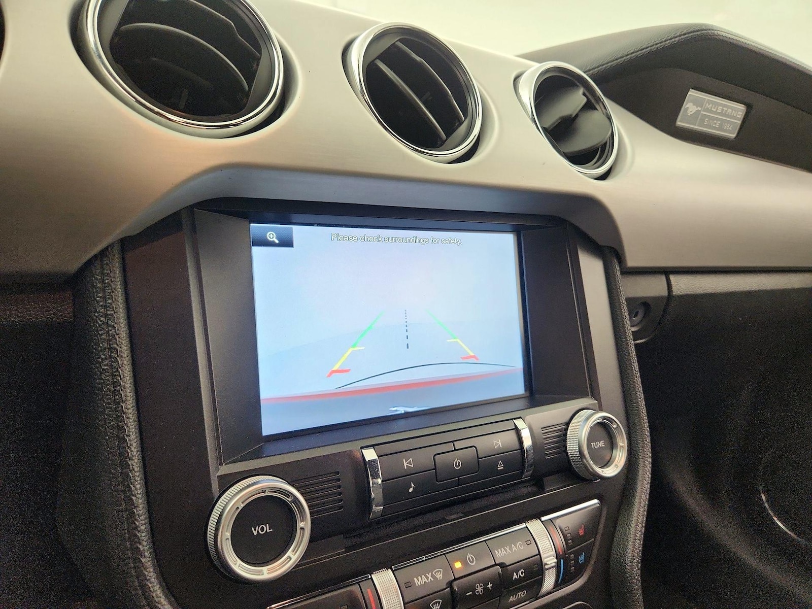 2015 Ford Mustang EcoBoost Premium - Photo 15