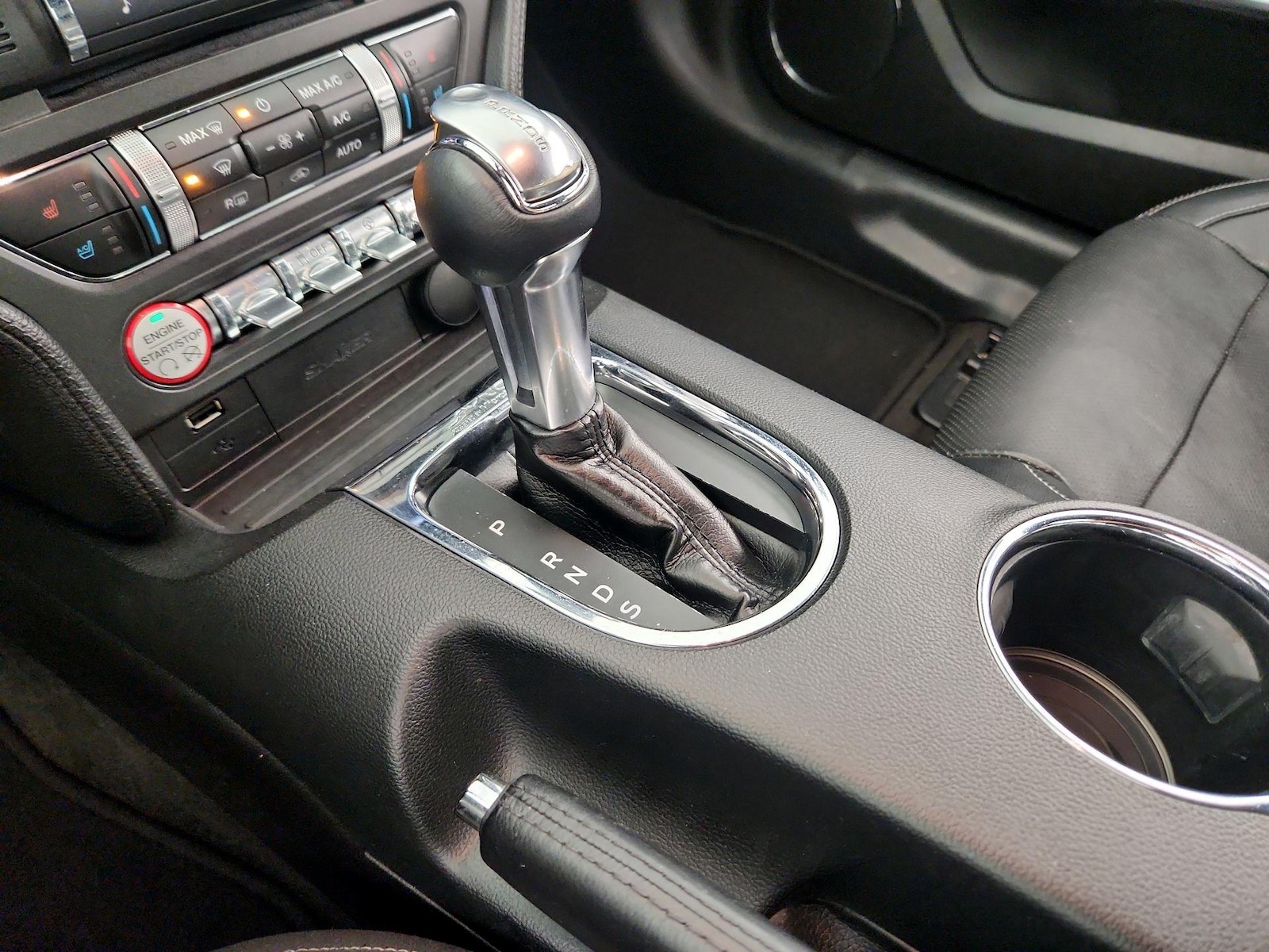 2015 Ford Mustang EcoBoost Premium - Photo 18