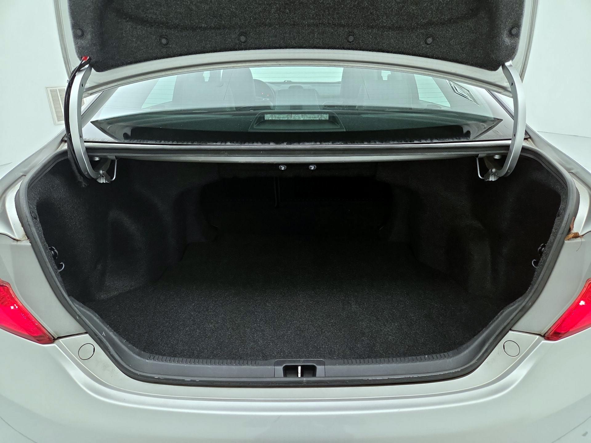 Thumbnail: 2014 Toyota Camry - 19