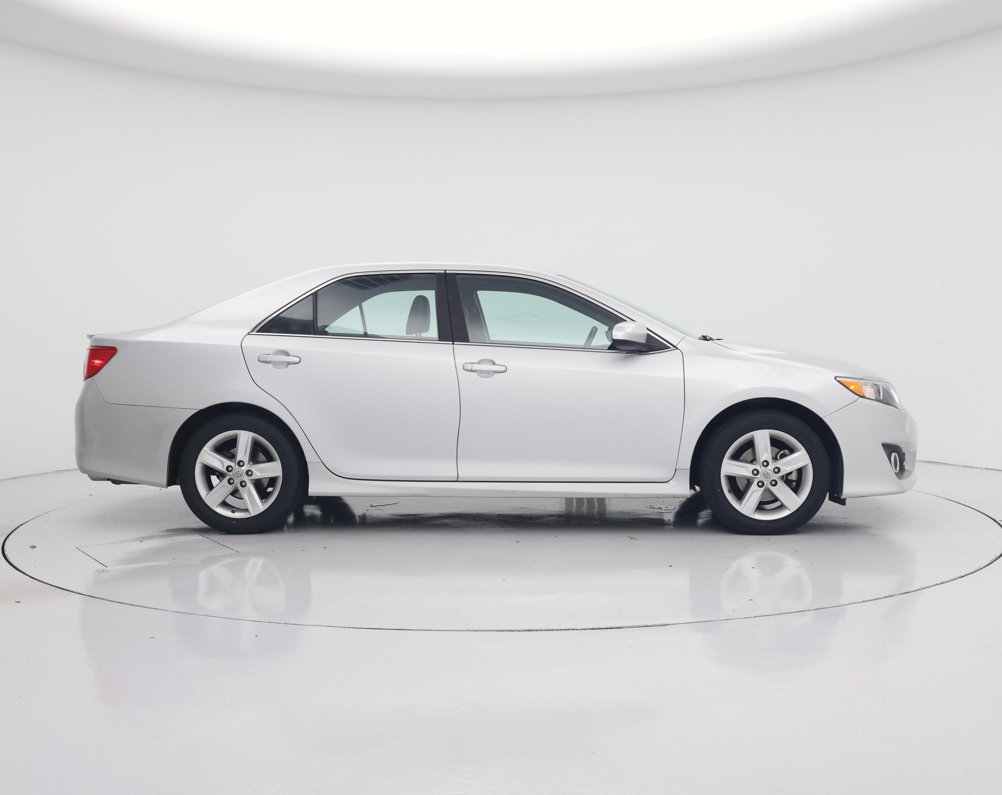 Thumbnail: 2014 Toyota Camry - 7