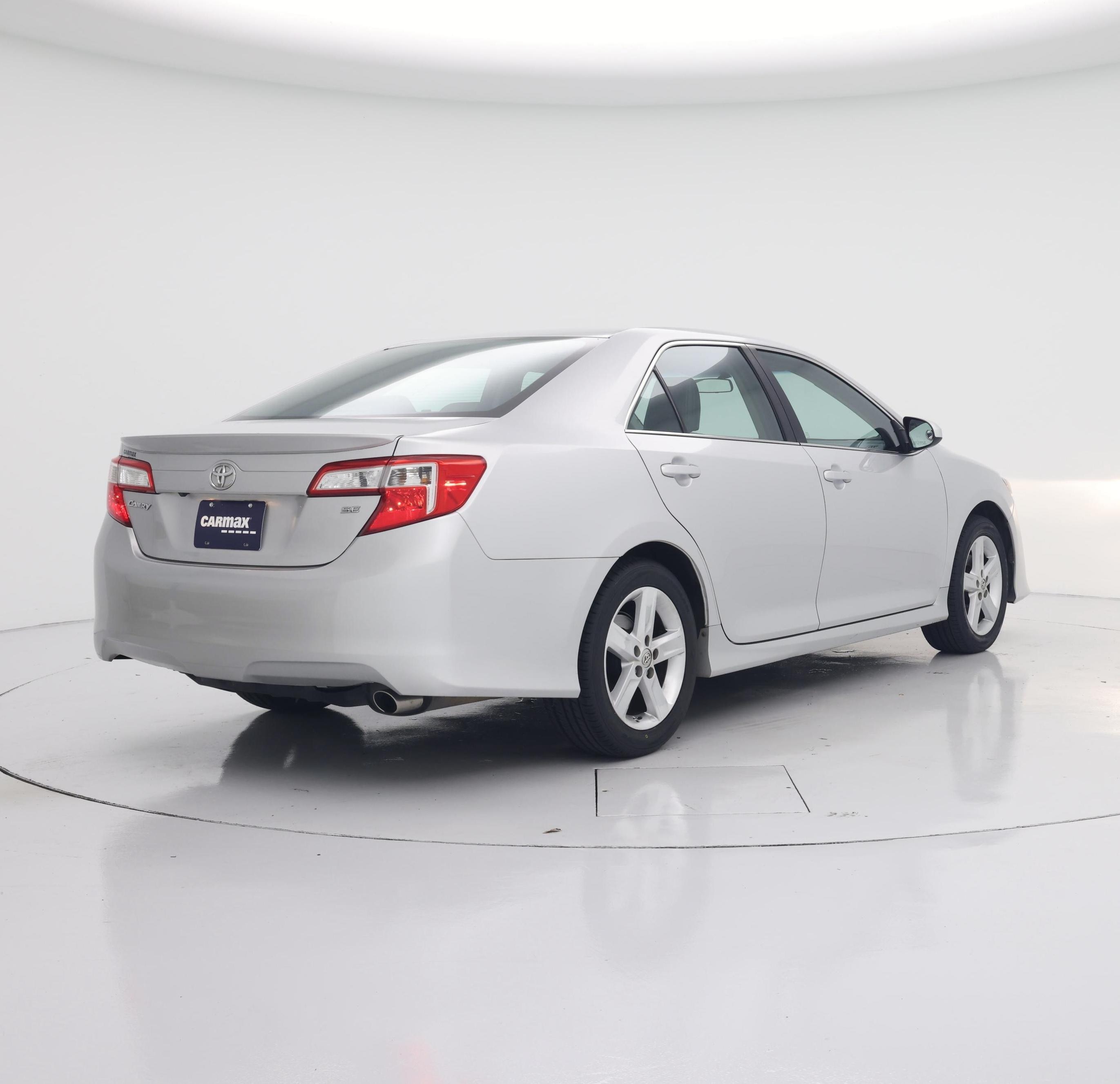 Thumbnail: 2014 Toyota Camry - 8