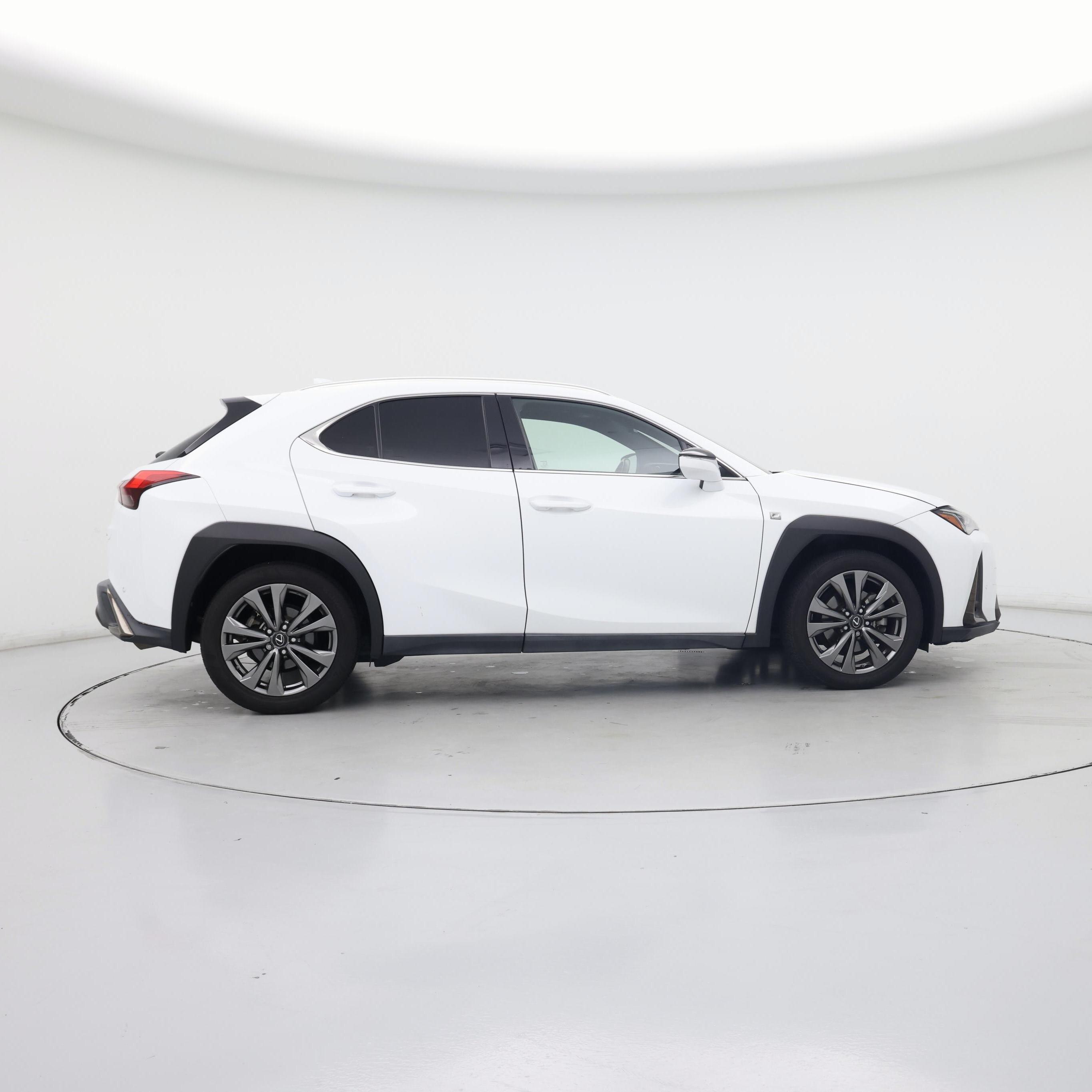 Thumbnail: 2020 Lexus UX - 7