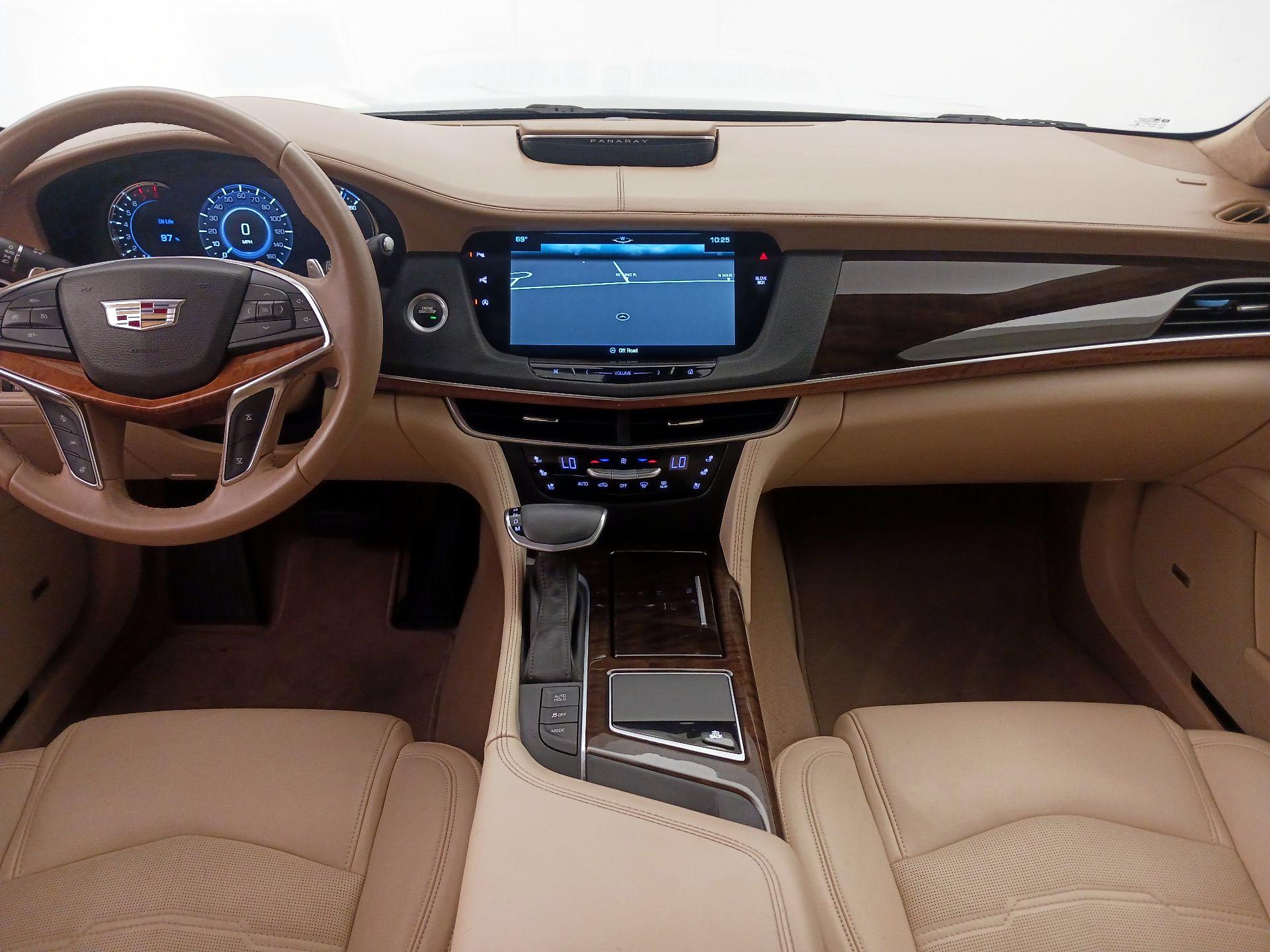Thumbnail: 2017 Cadillac CT6 - 9