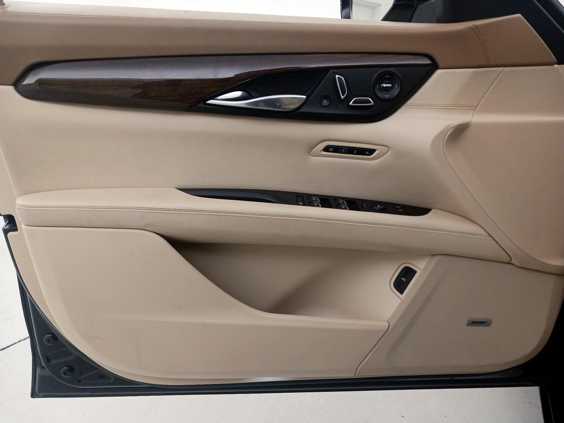 Thumbnail: 2017 Cadillac CT6 - 12