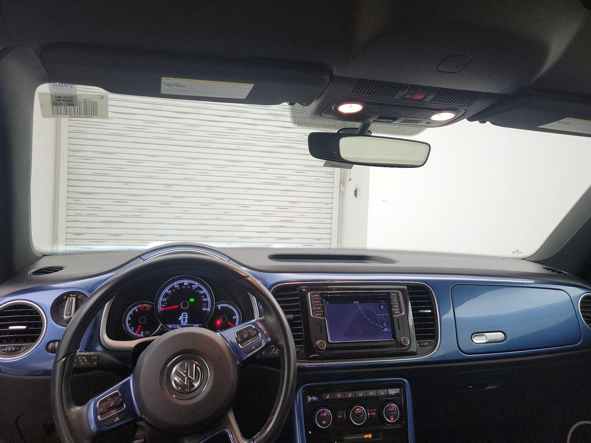 Thumbnail: 2017 Volkswagen Beetle - 9
