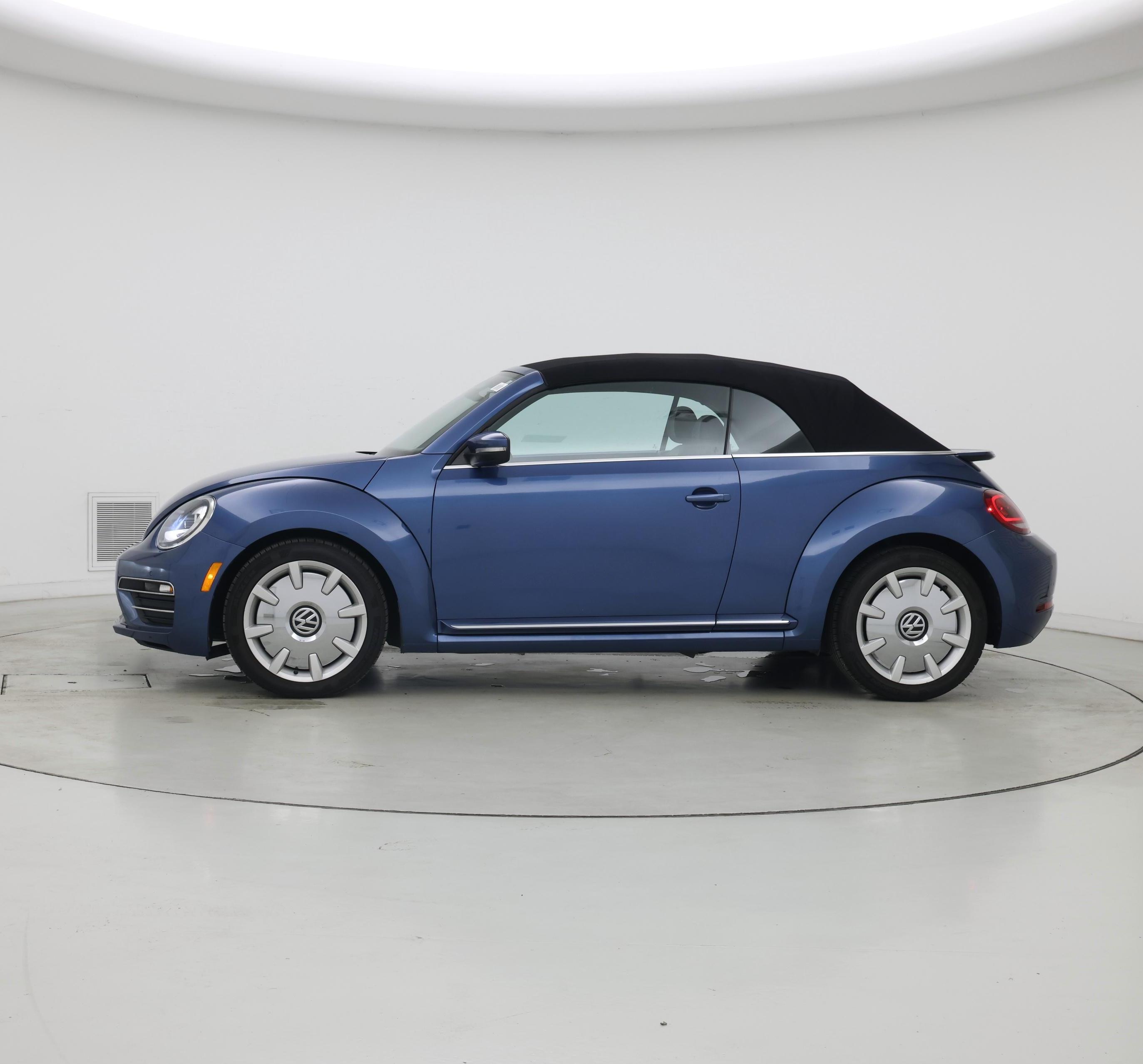 Thumbnail: 2017 Volkswagen Beetle - 3