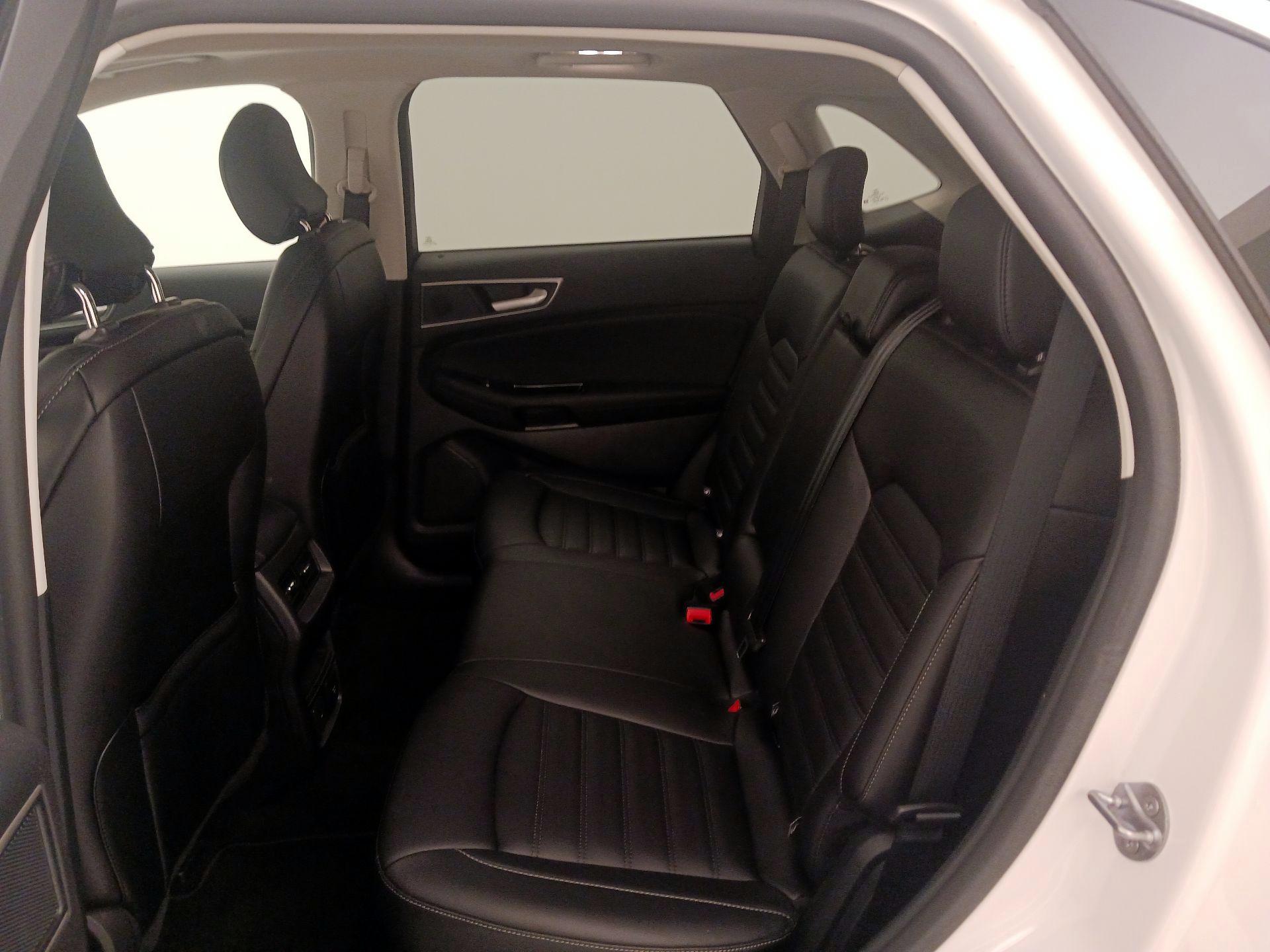 Thumbnail: 2019 Ford Edge - 20