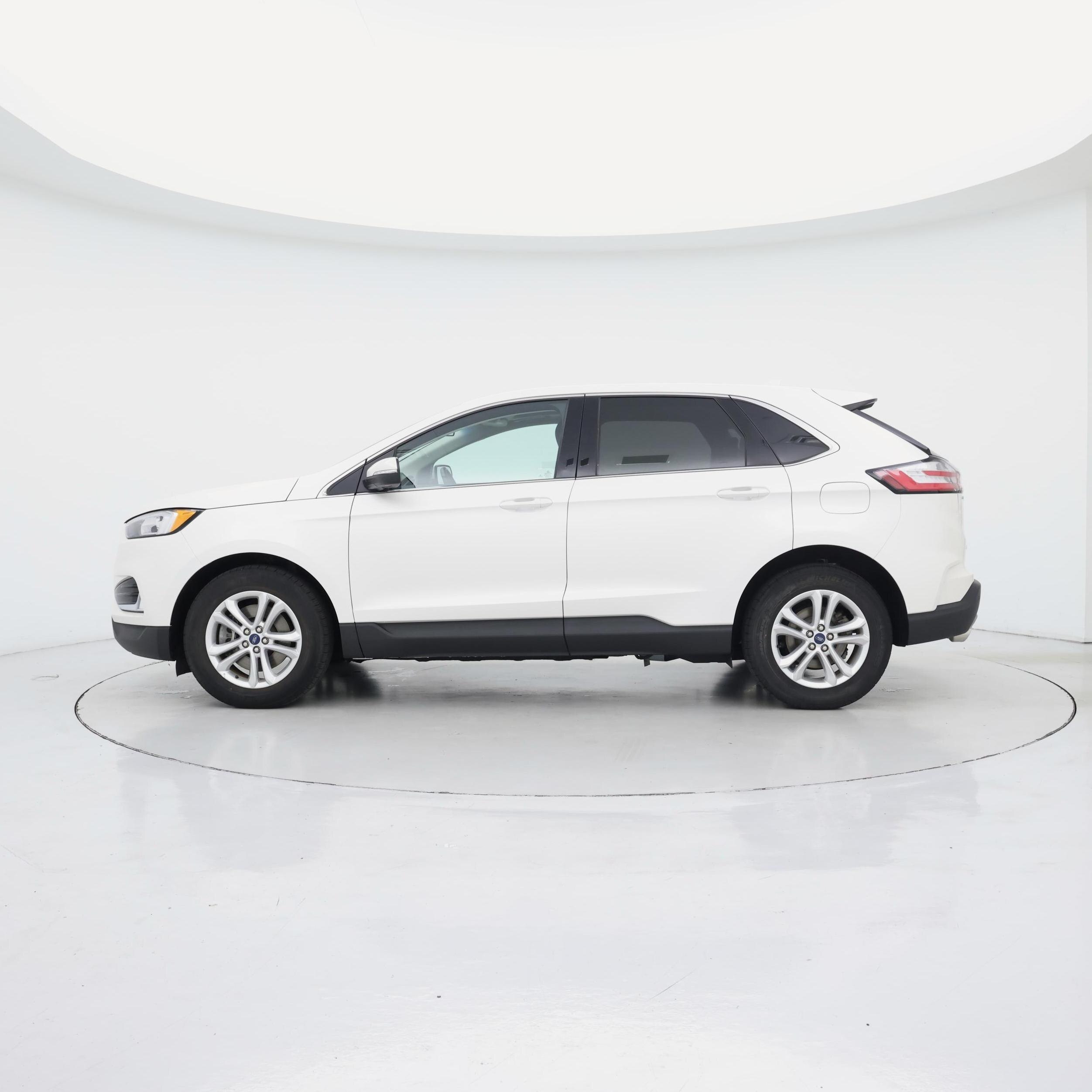 Thumbnail: 2019 Ford Edge - 3