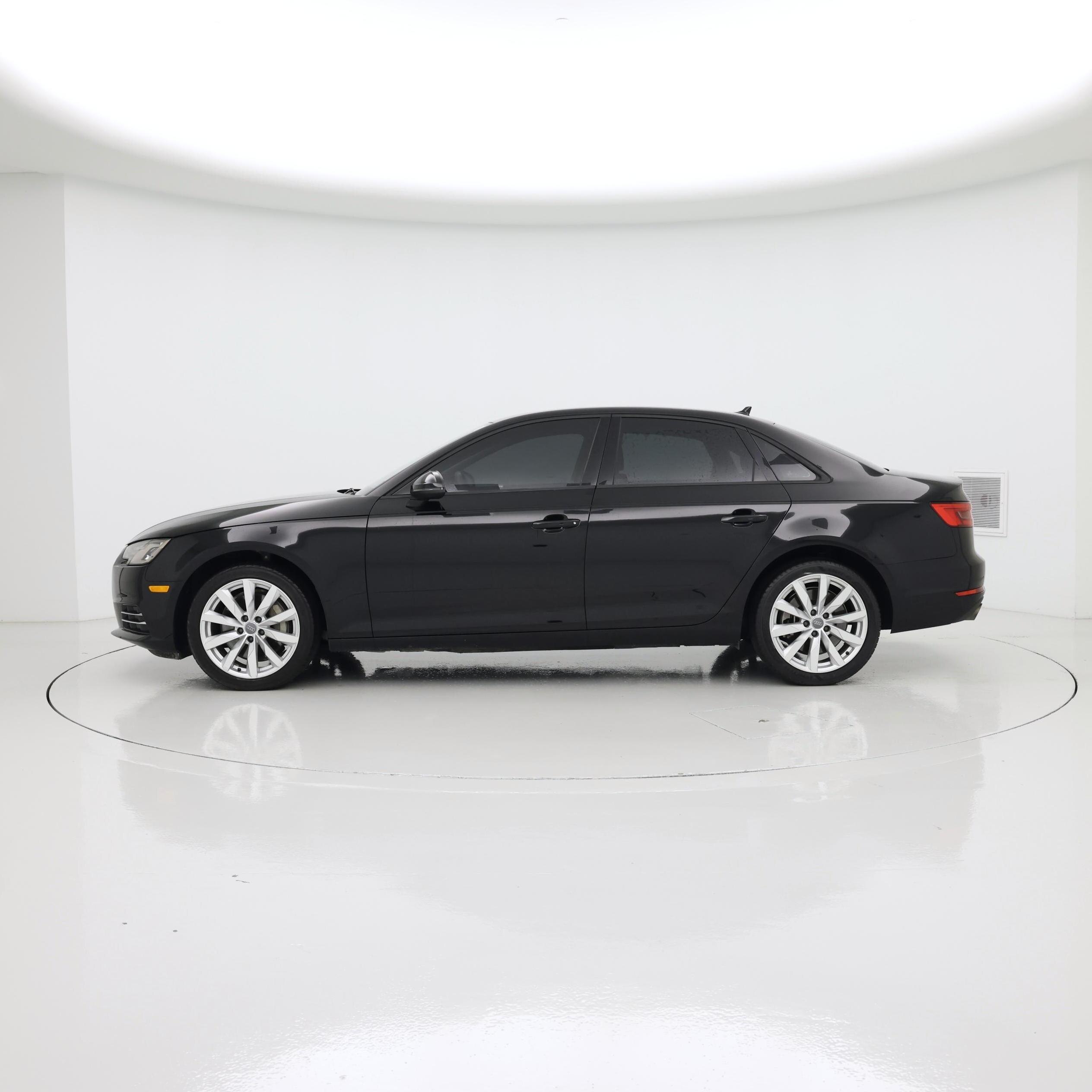 Thumbnail: 2017 Audi A4 - 3