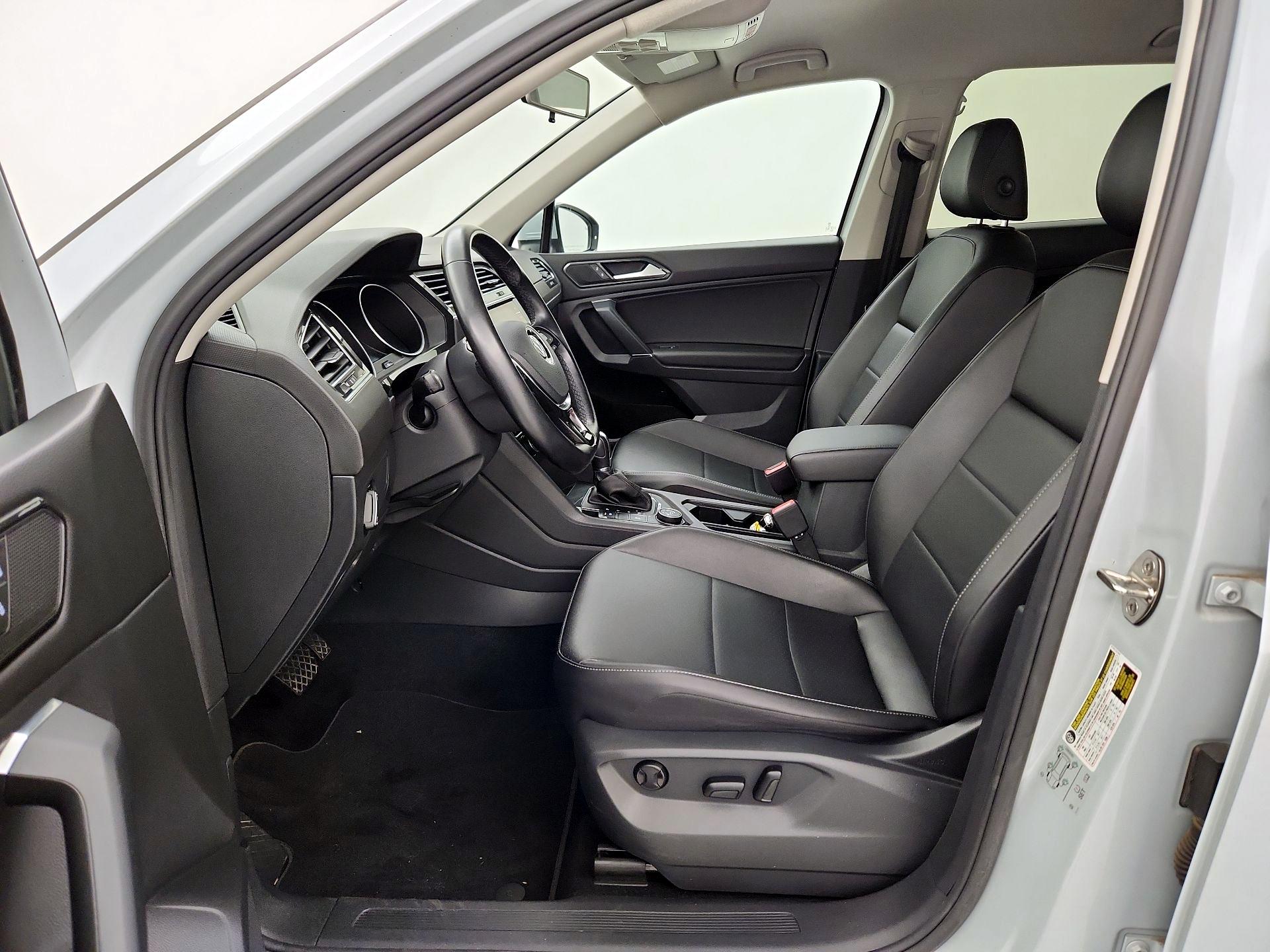 Thumbnail: 2018 Volkswagen Tiguan - 11