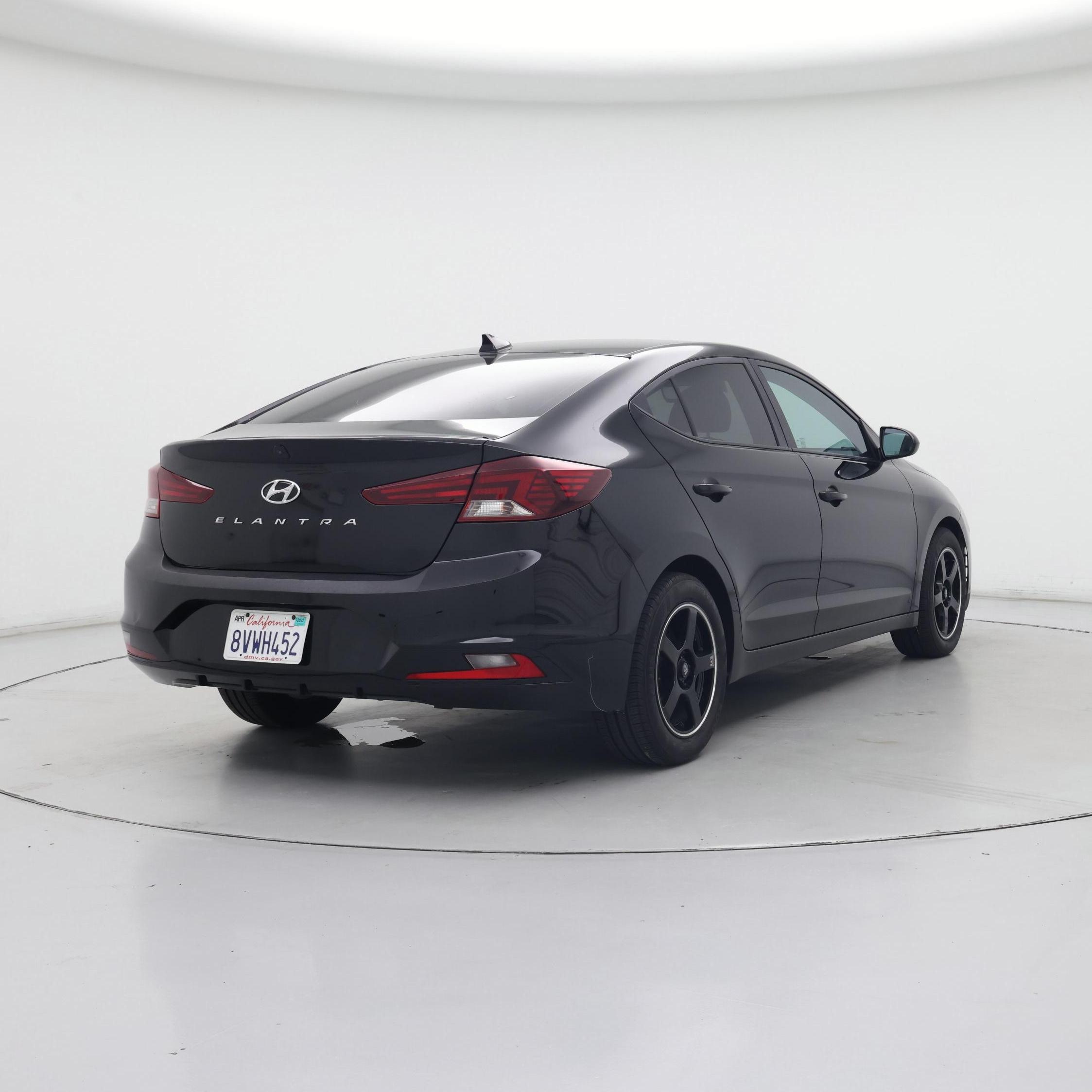 Thumbnail: 2020 Hyundai Elantra - 8