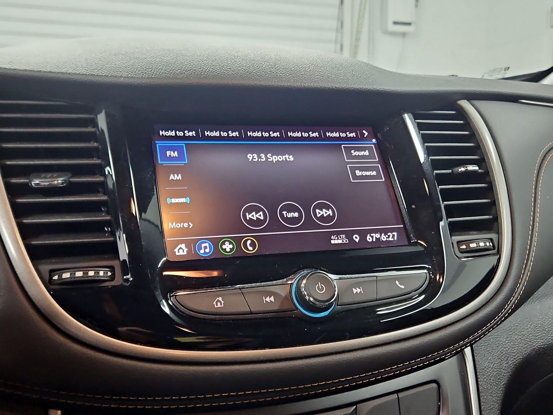 Thumbnail: 2020 Chevrolet Trax - 15