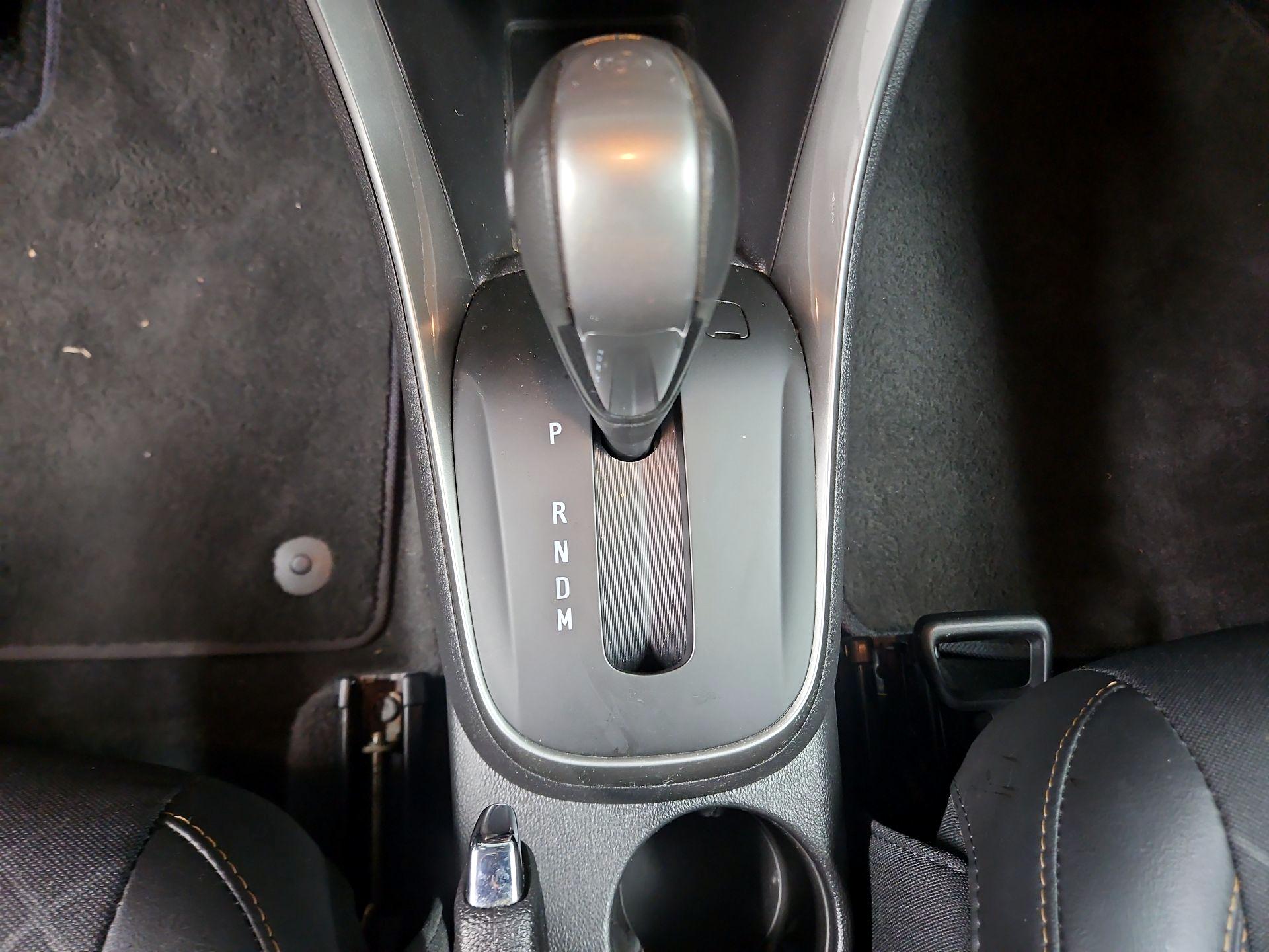 Thumbnail: 2020 Chevrolet Trax - 17